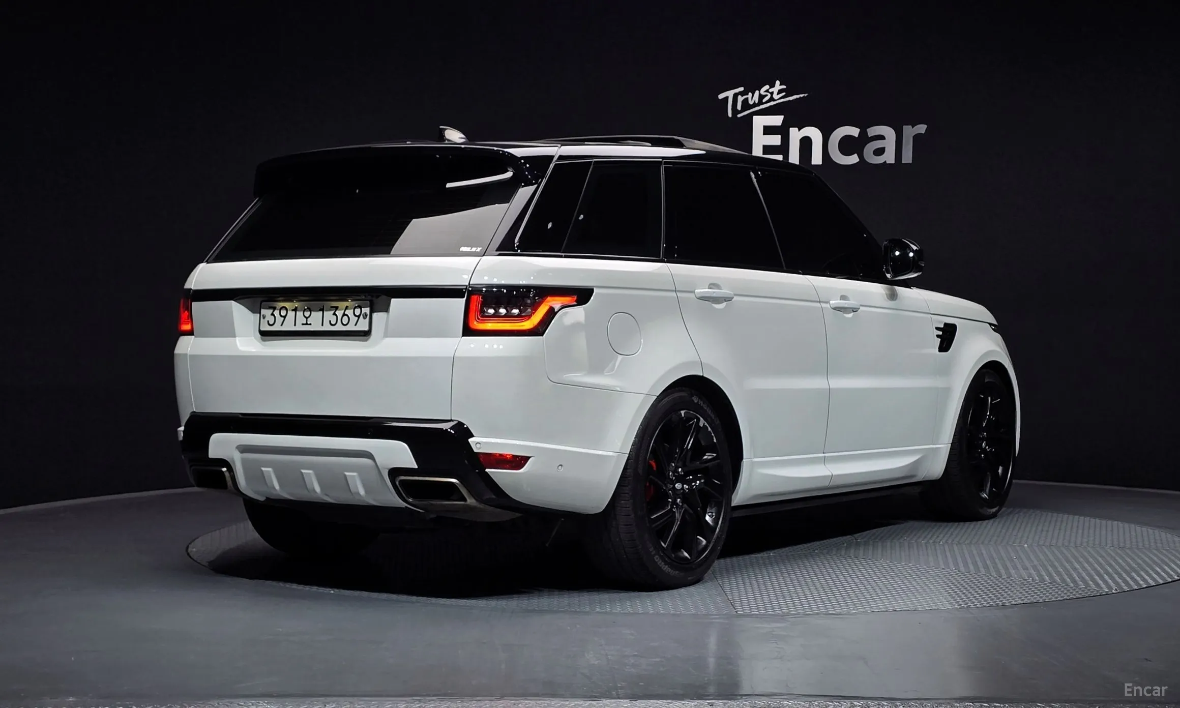 Land Rover Range Rover Sport 2nd Generation