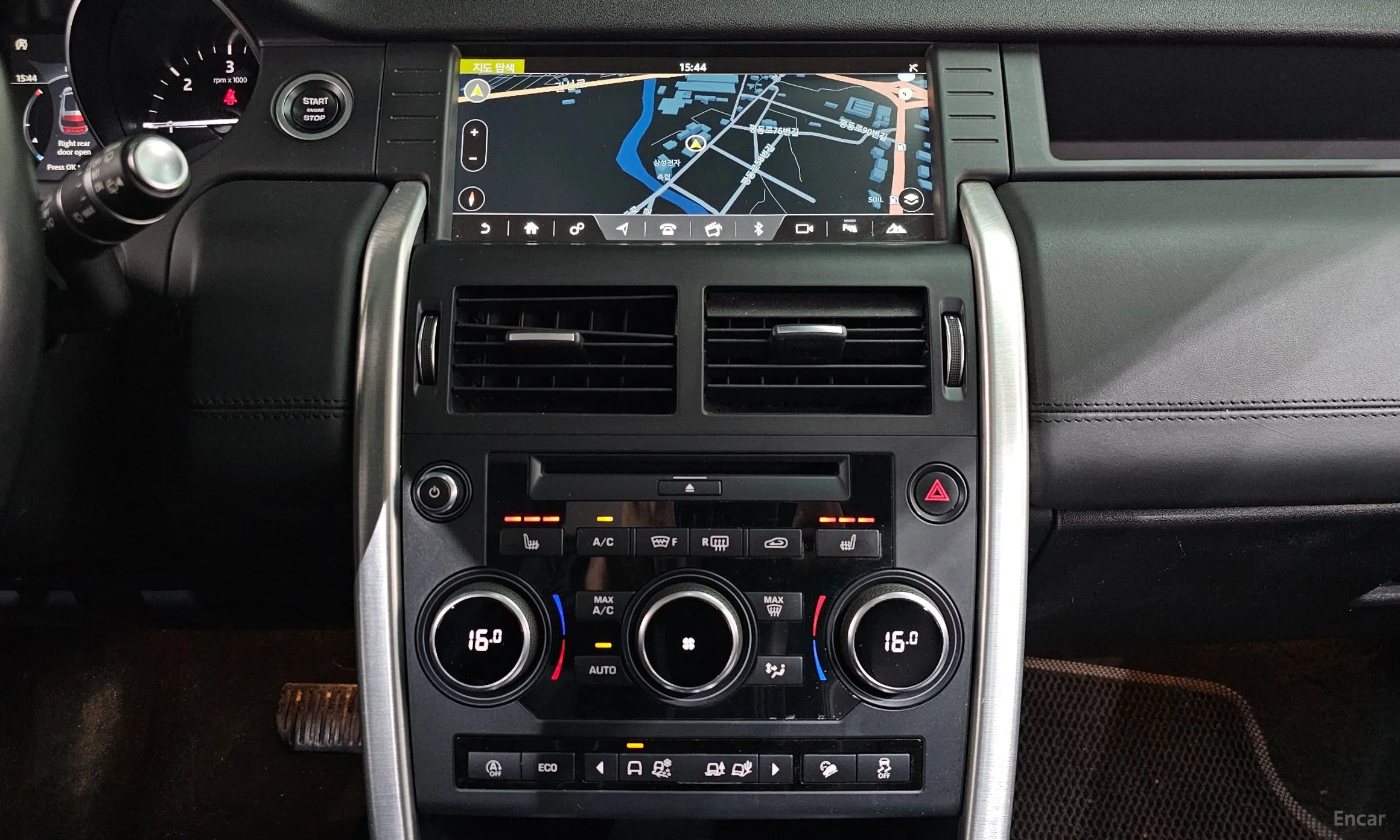Land Rover Discovery Sports превью 16