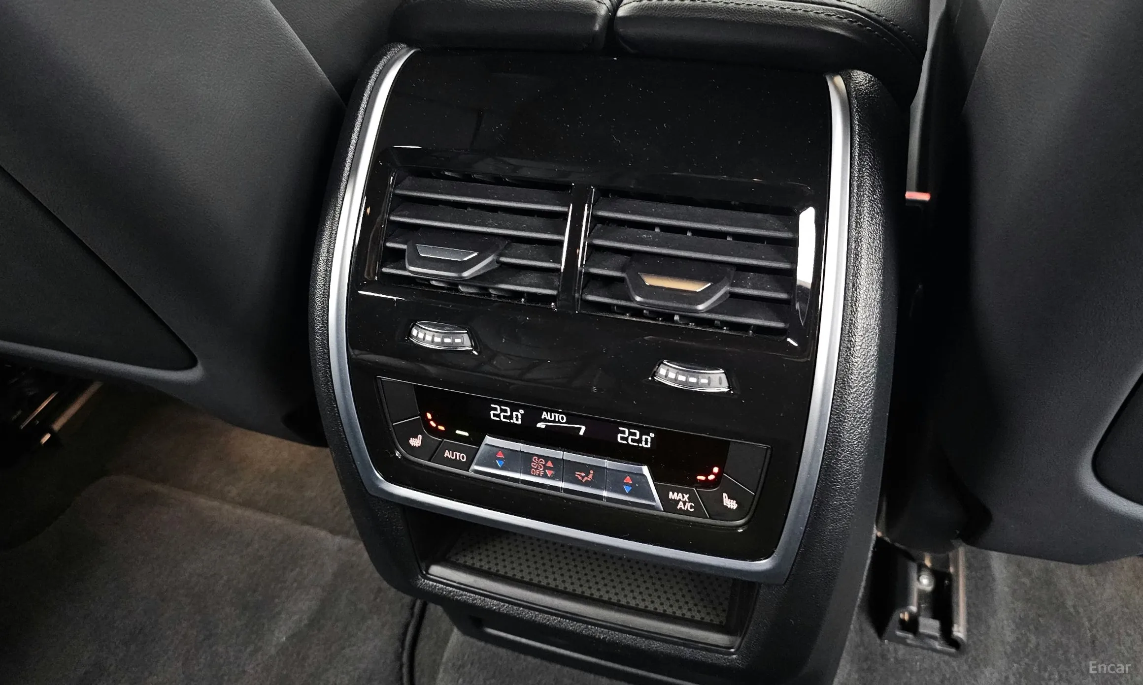 BMW XM (G09) превью 19
