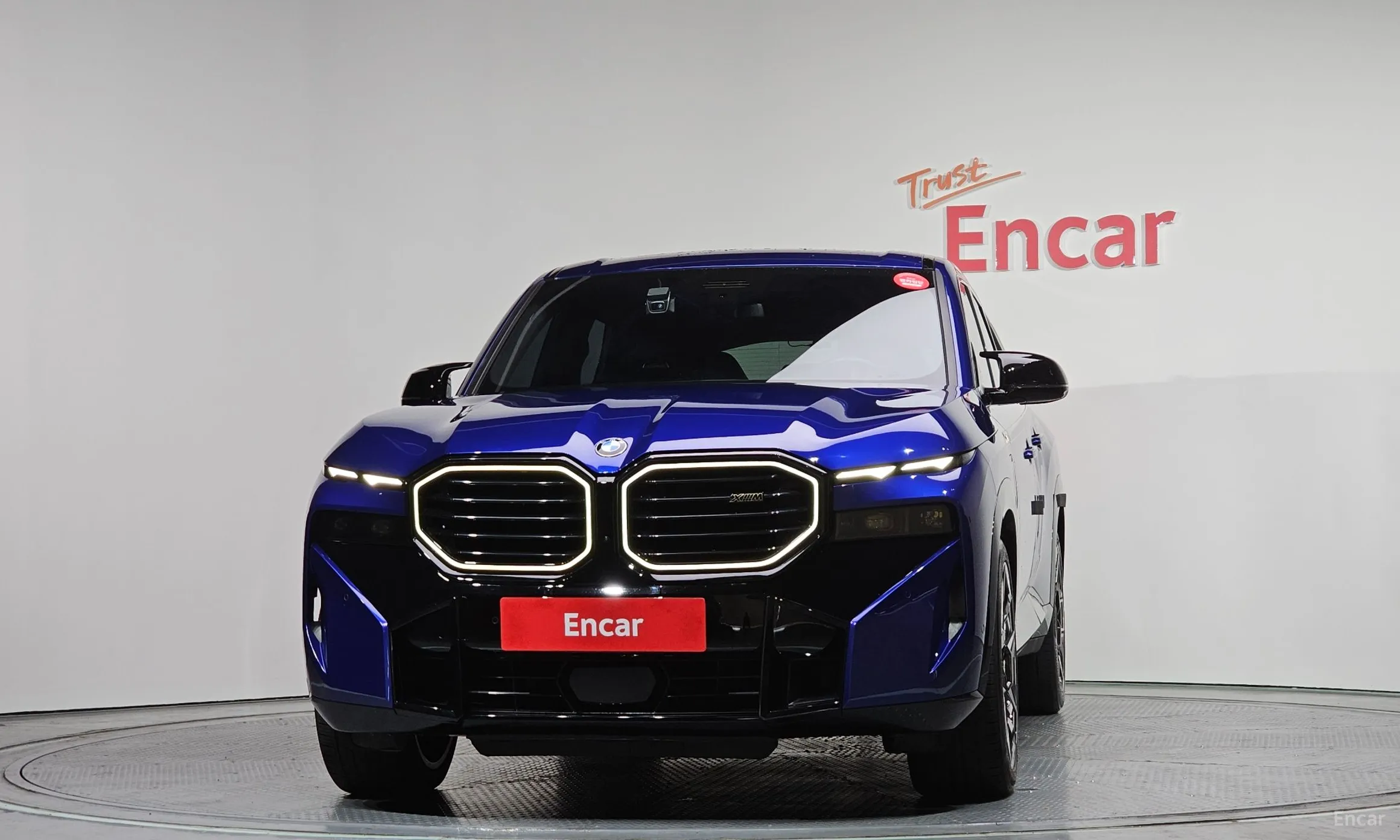 BMW XM (G09) превью 3