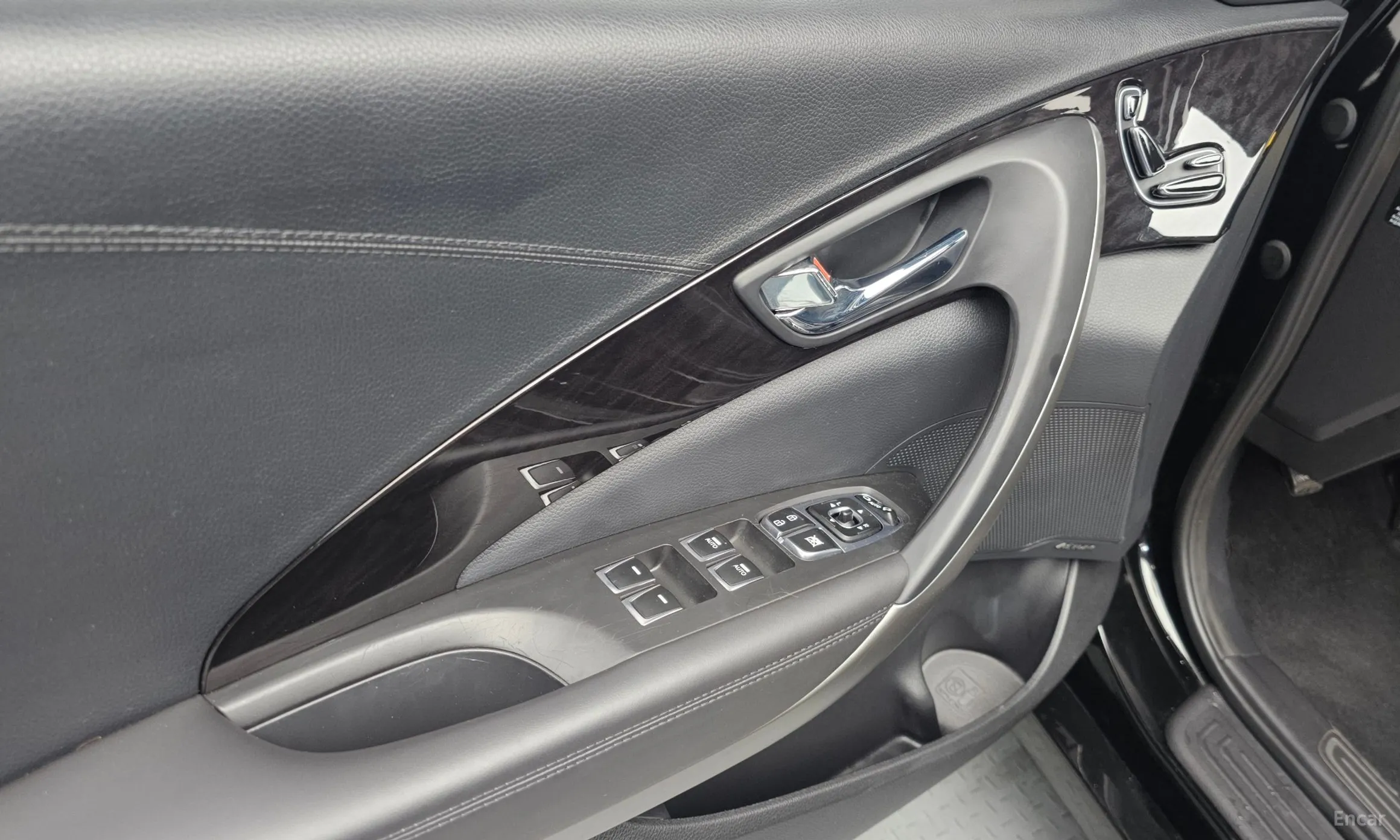 Hyundai Grandeur HG превью 17