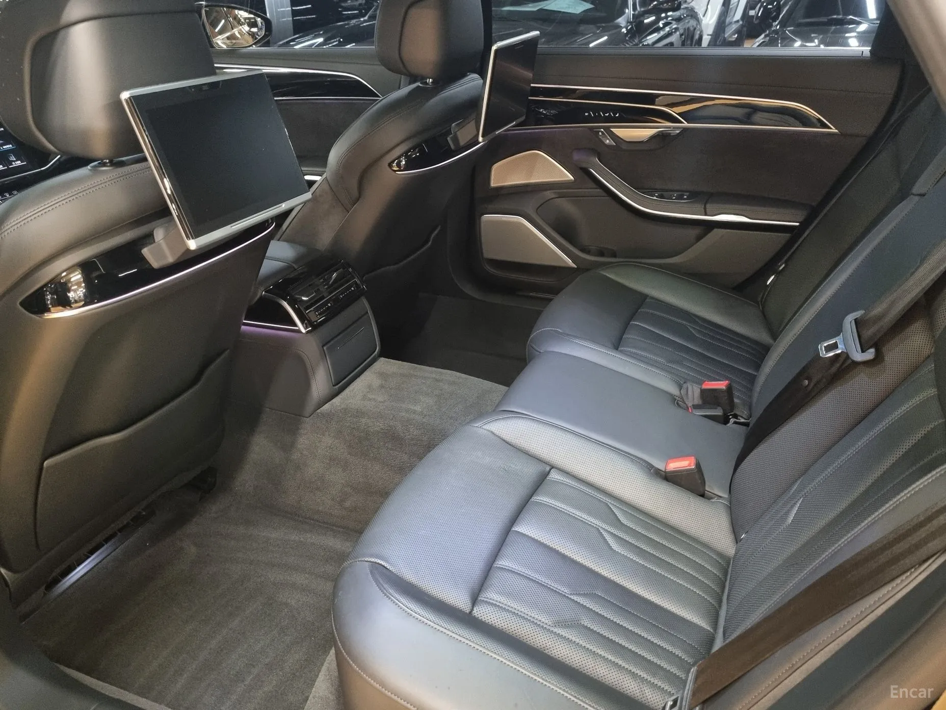 Audi A8 (D5) превью 17