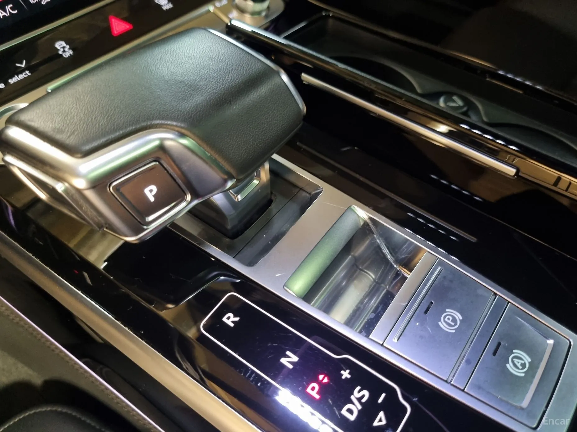 Audi A8 (D5) превью 9