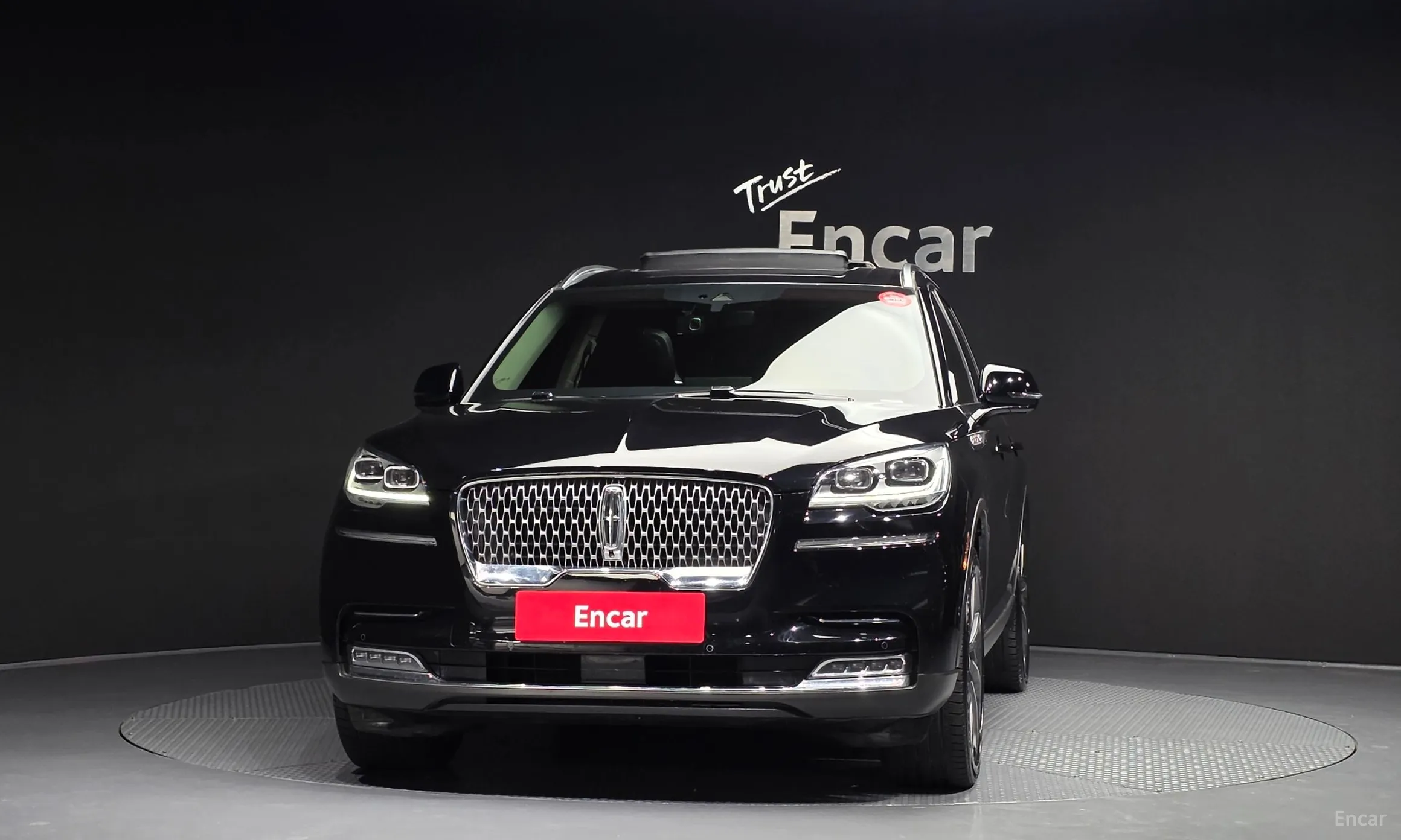 Lincoln Aviator 2nd Generation превью 3