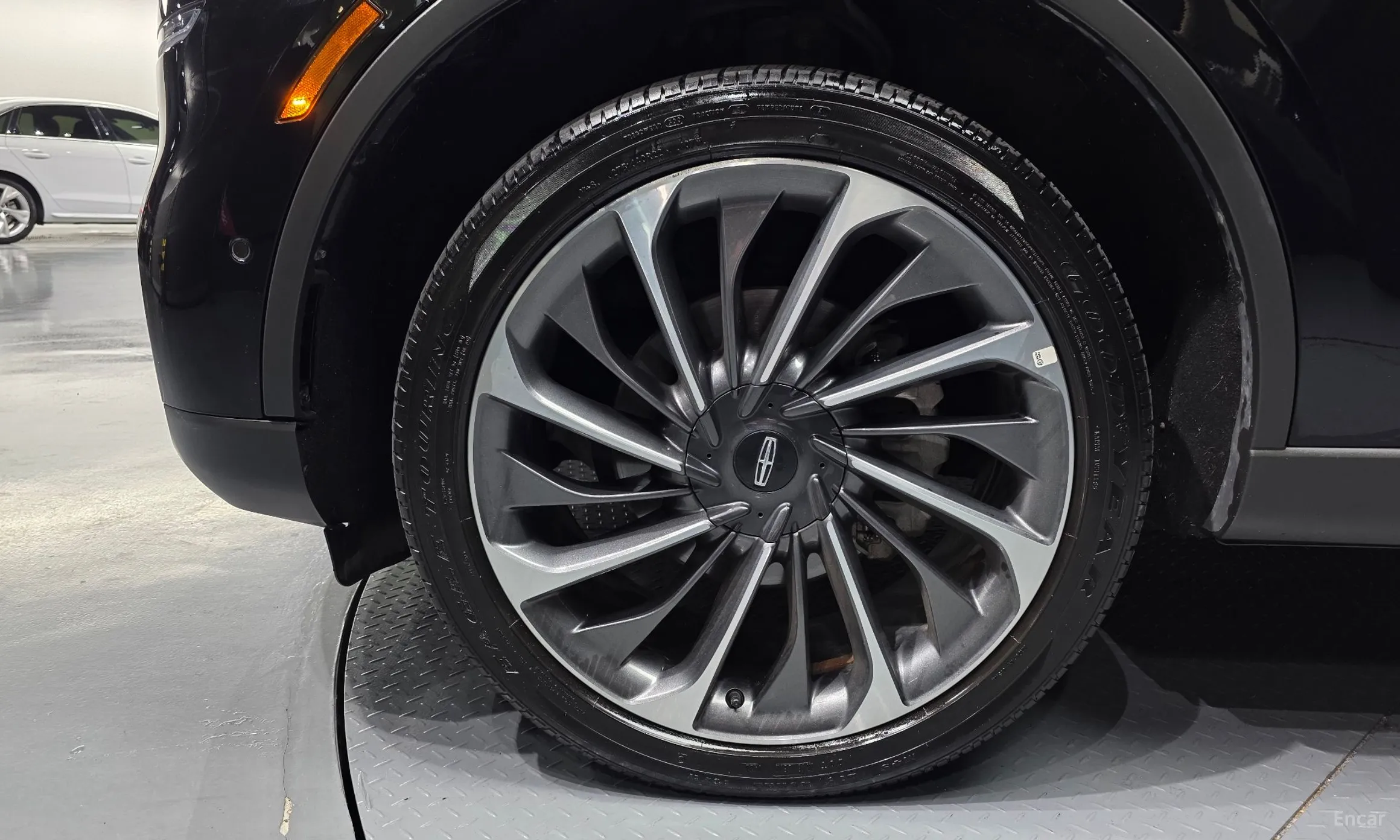 Lincoln Aviator 2nd Generation превью 5