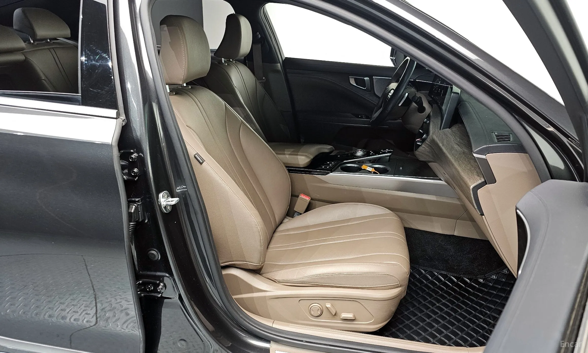 Kia K8 превью 11