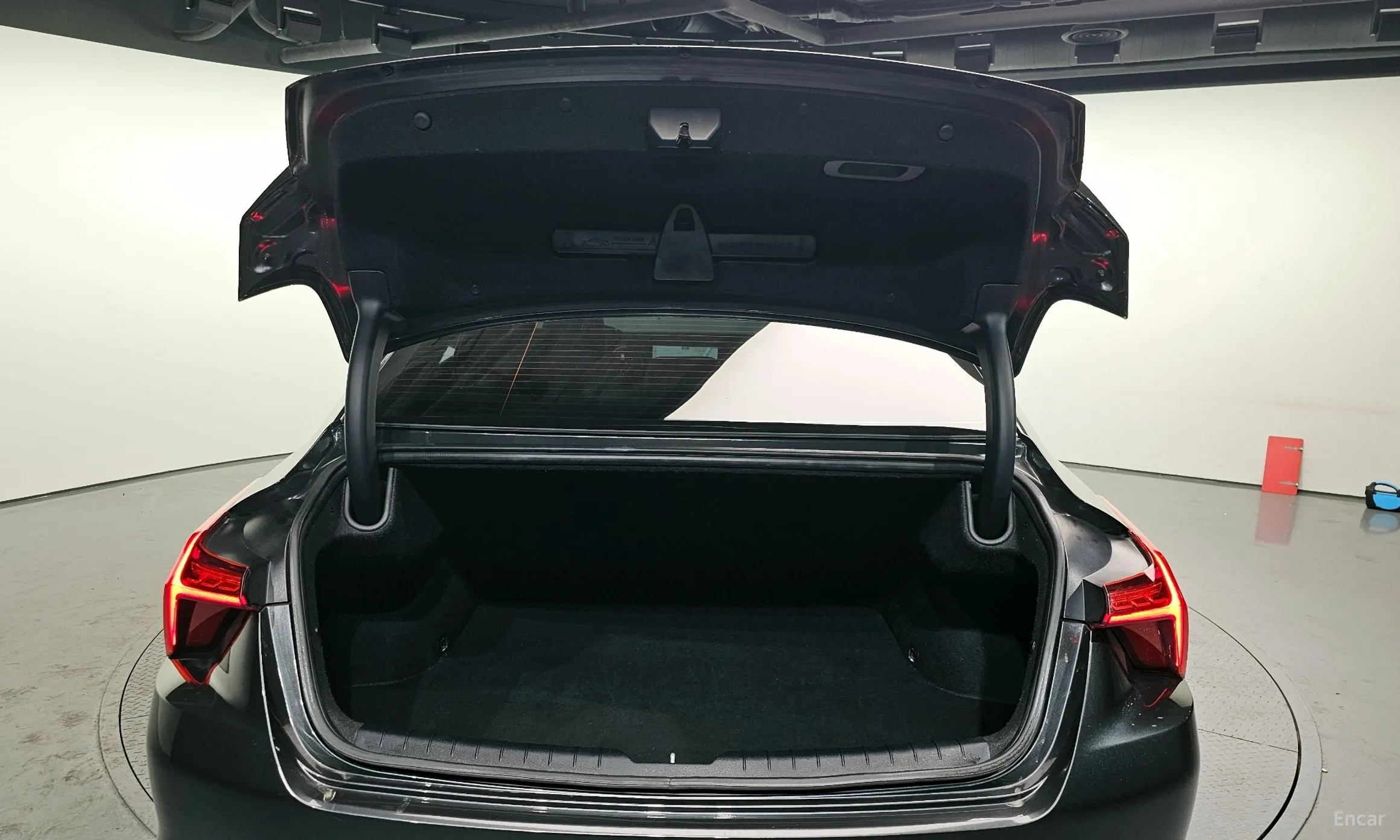 Kia K8 превью 20