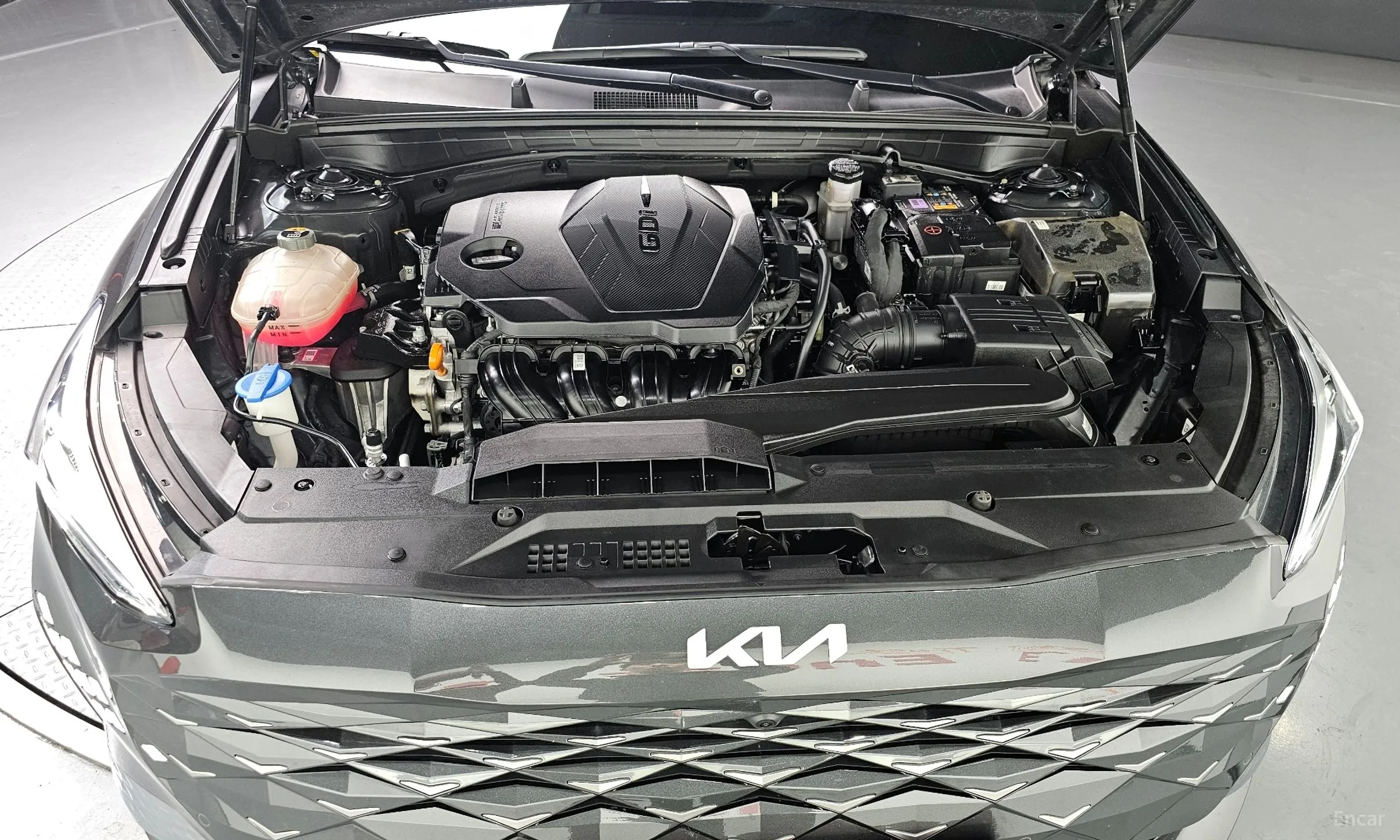 Kia K8 превью 6