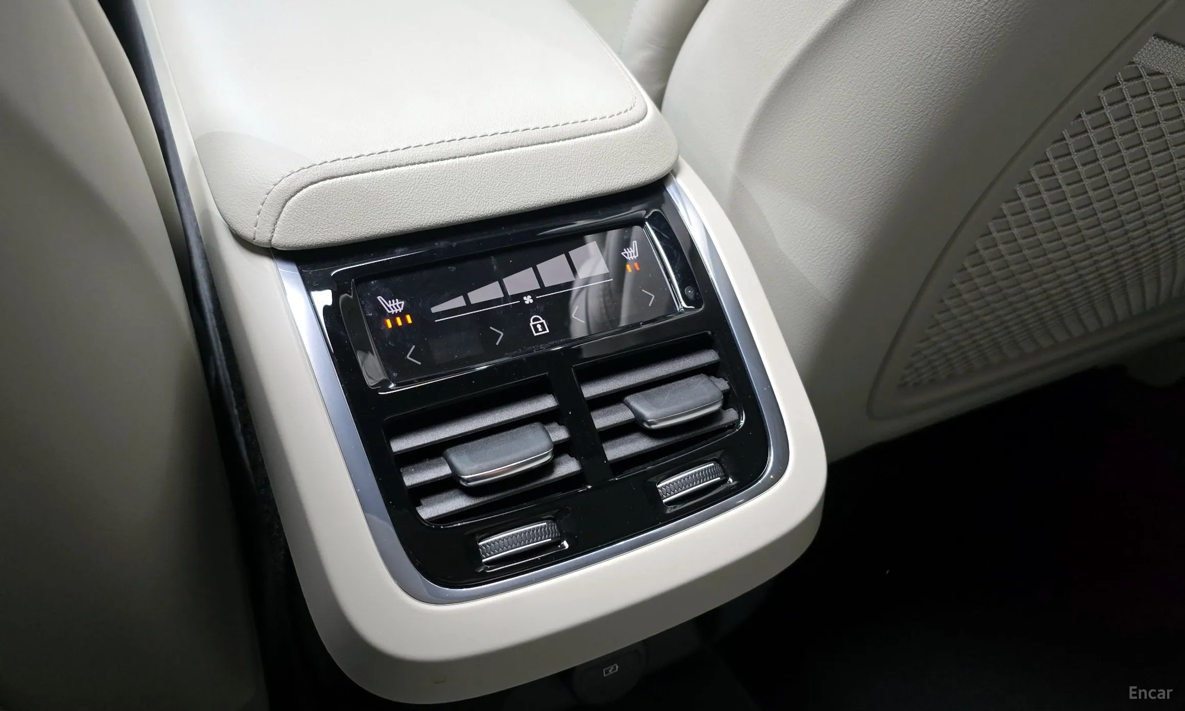 Volvo S60 3rd Generation превью 17