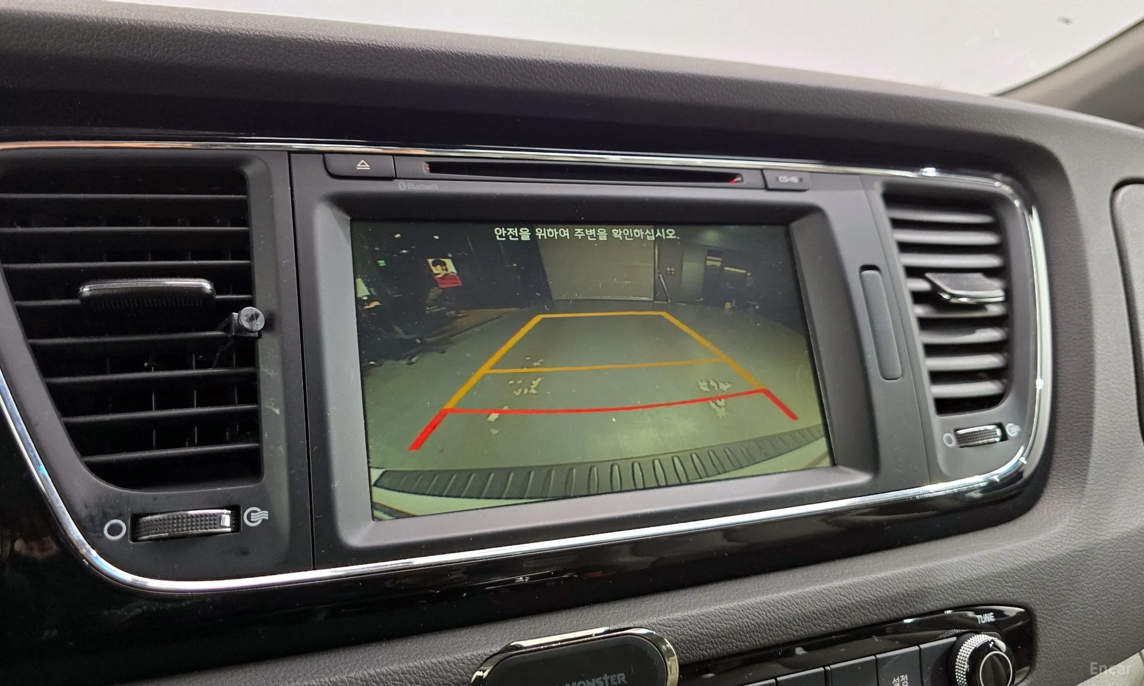 Kia Carnival превью 15