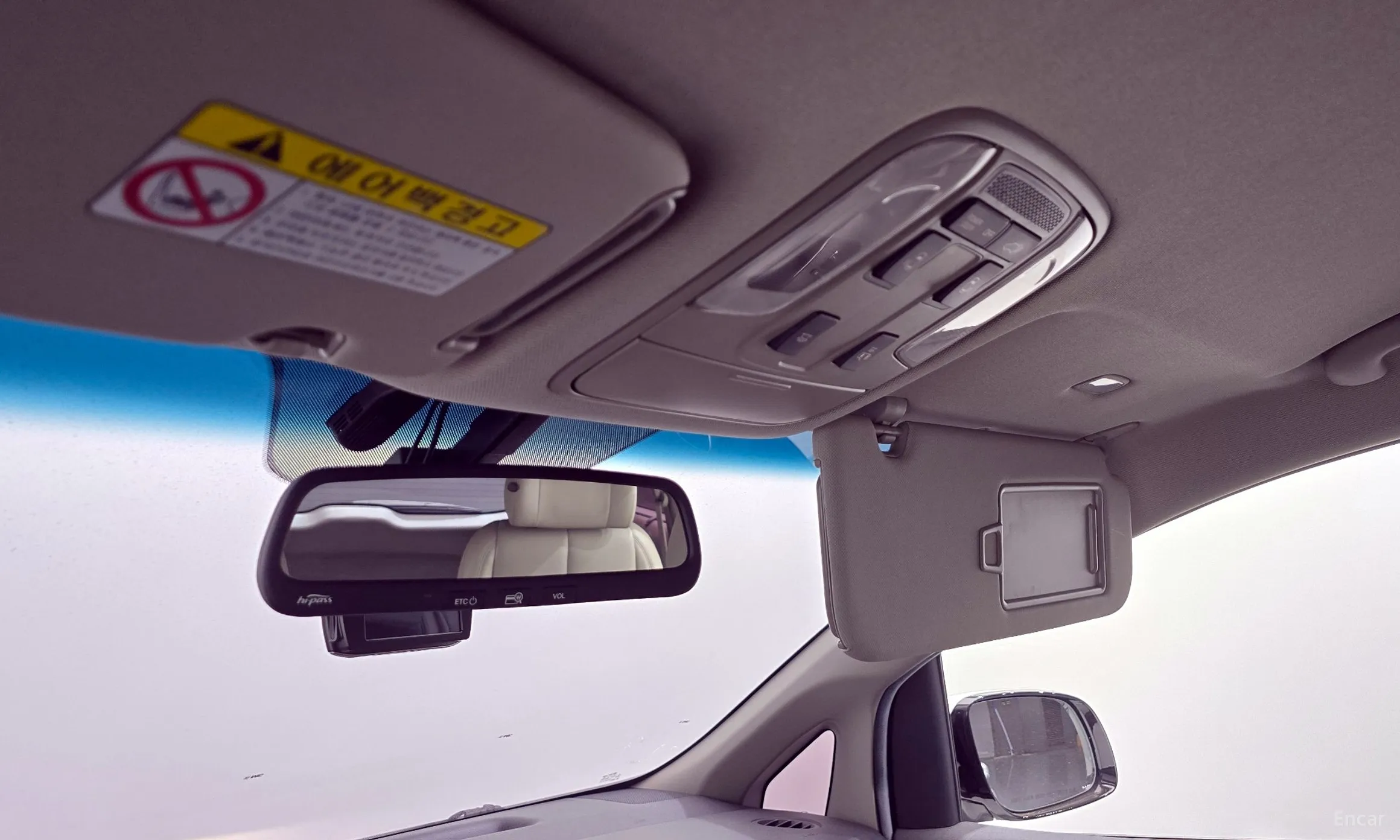 Kia Carnival превью 19