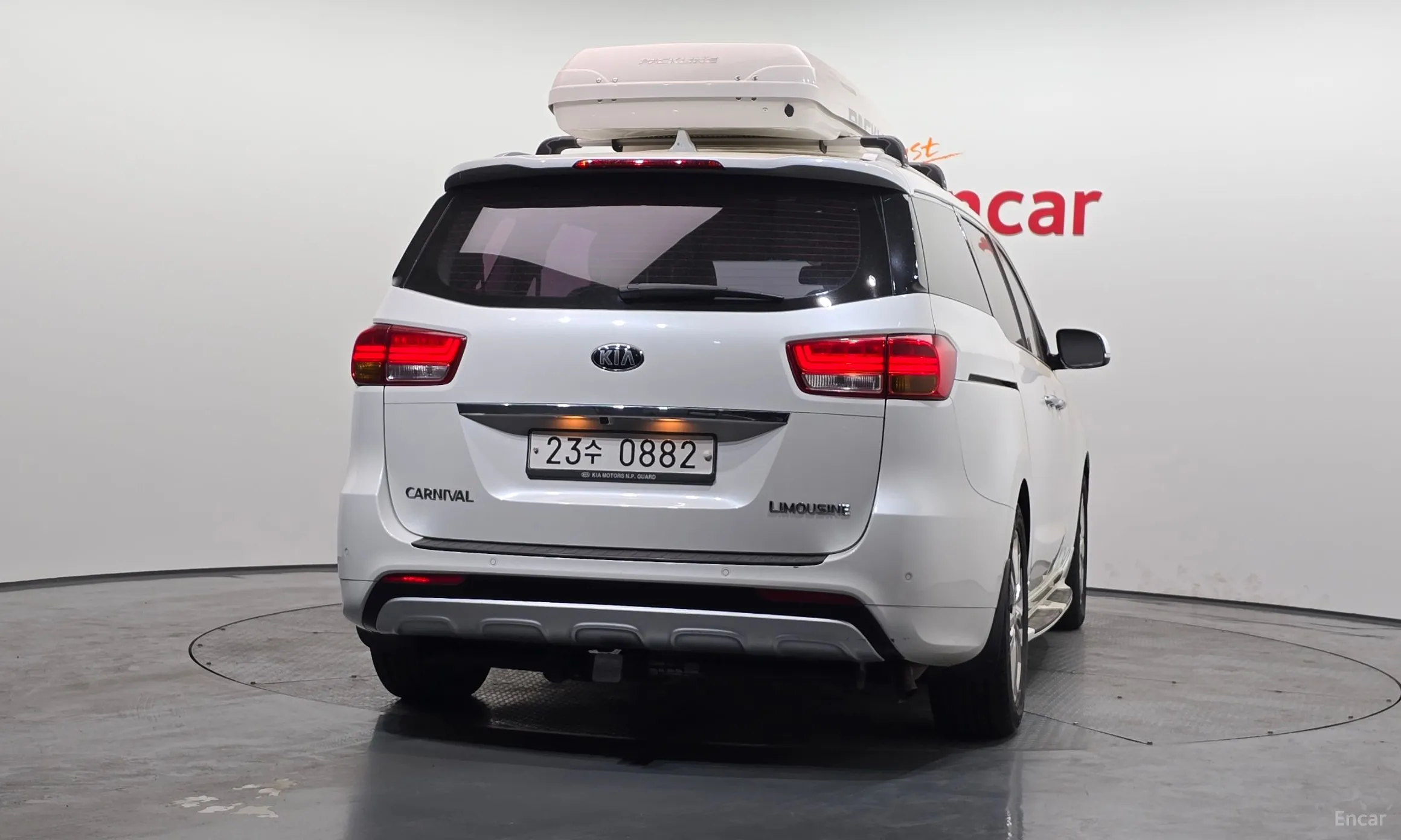 Kia Carnival превью 4