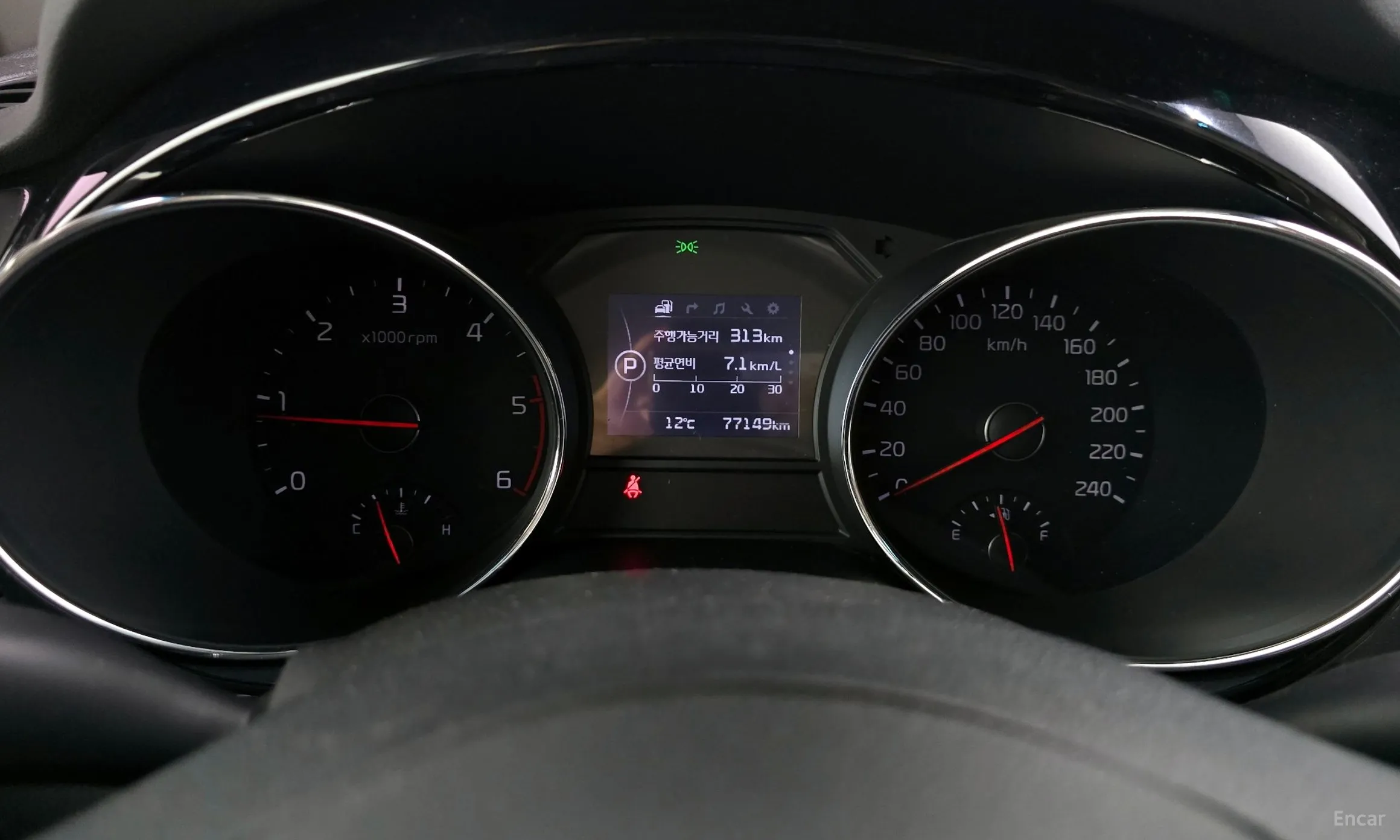 Kia Carnival превью 8