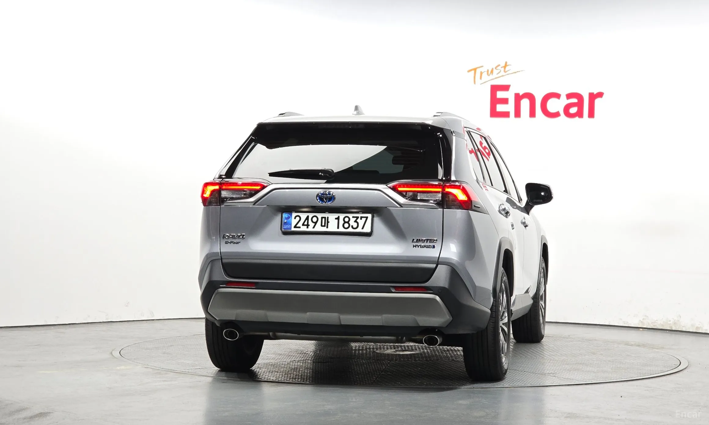 Toyota RAV4 5th Generation превью 4