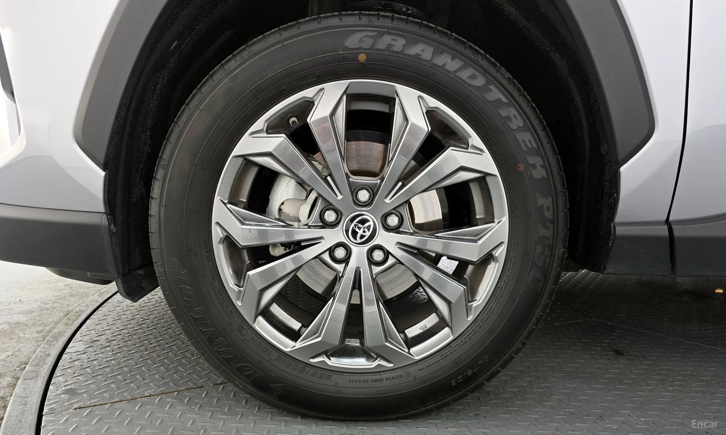 Toyota RAV4 5th Generation превью 5