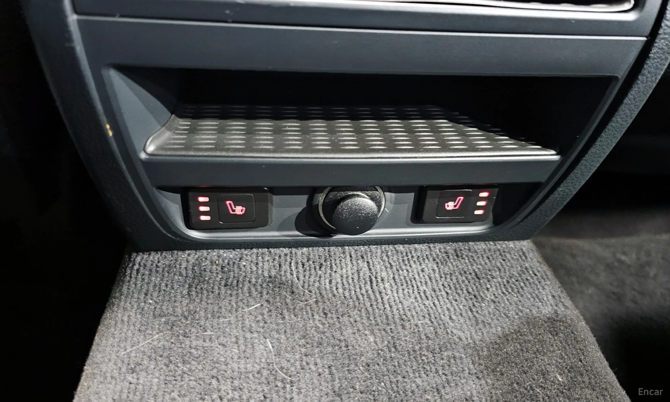 BMW 5 Series (F10) превью 19