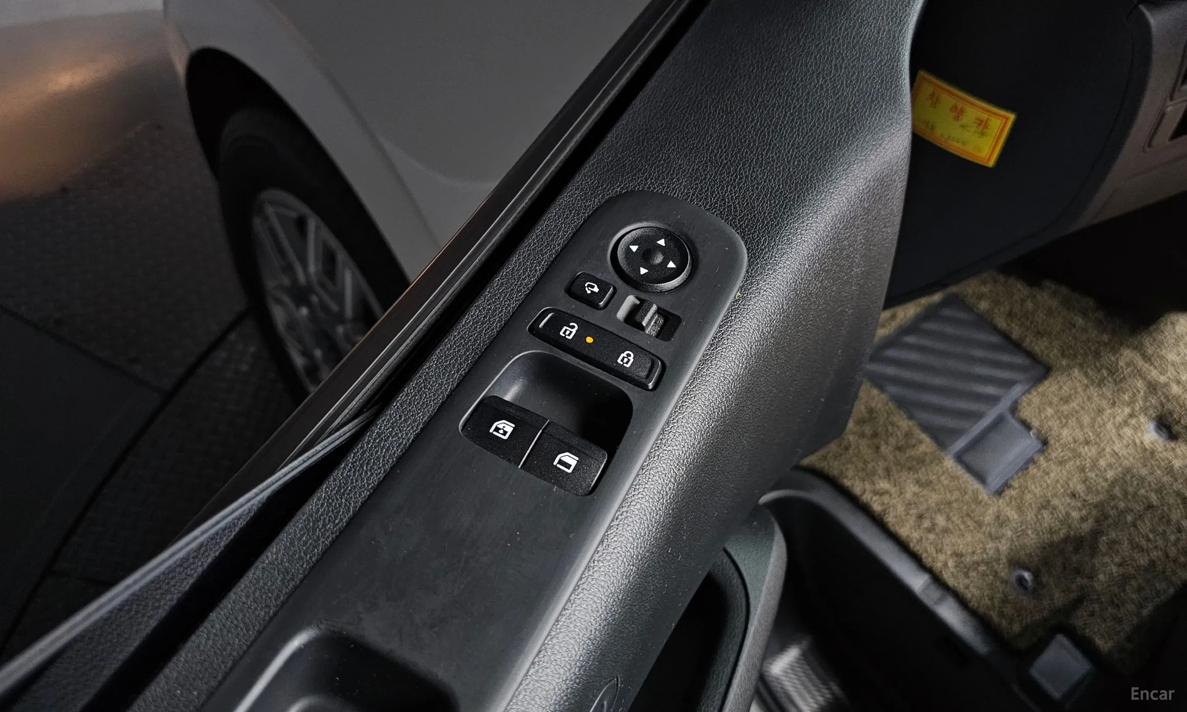 Hyundai Staria превью 12