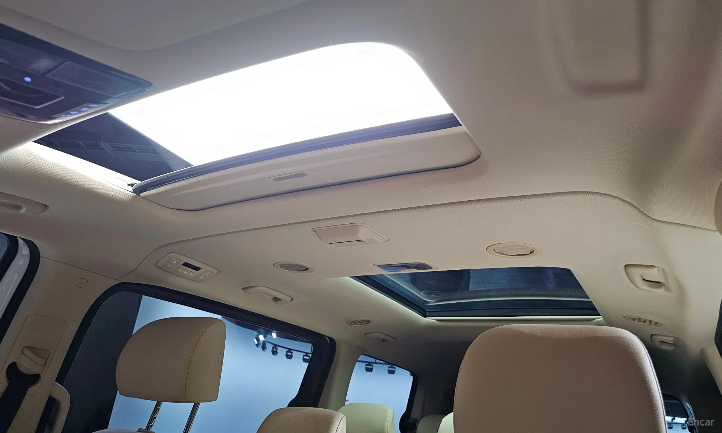Hyundai Staria превью 19