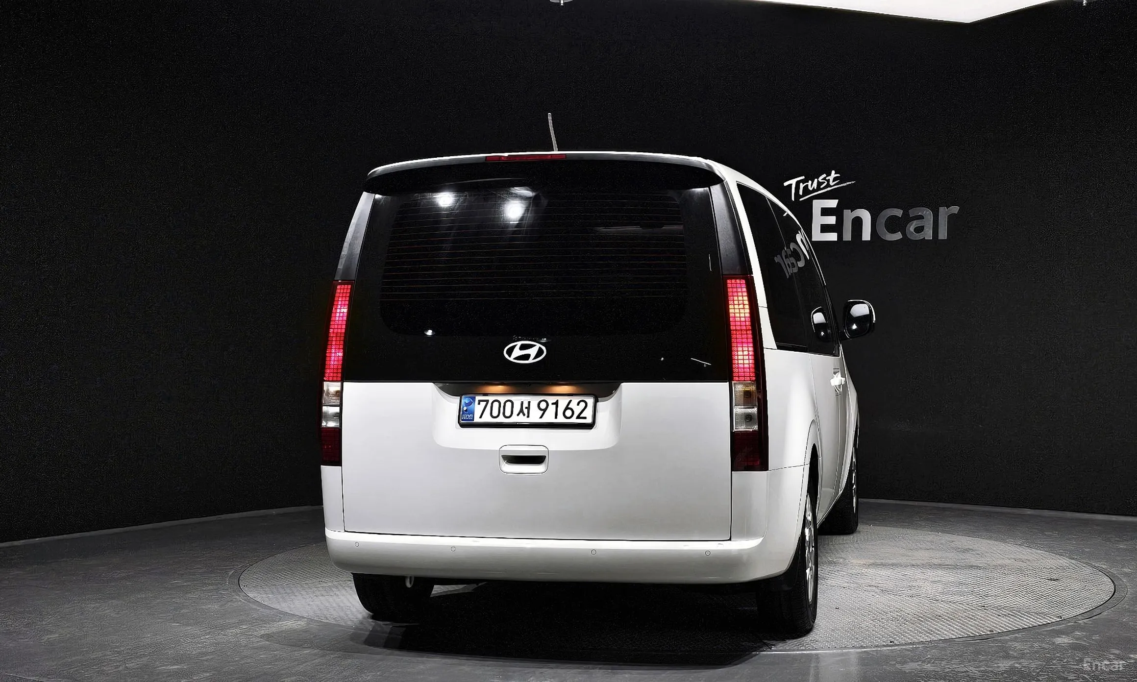 Hyundai Staria превью 4