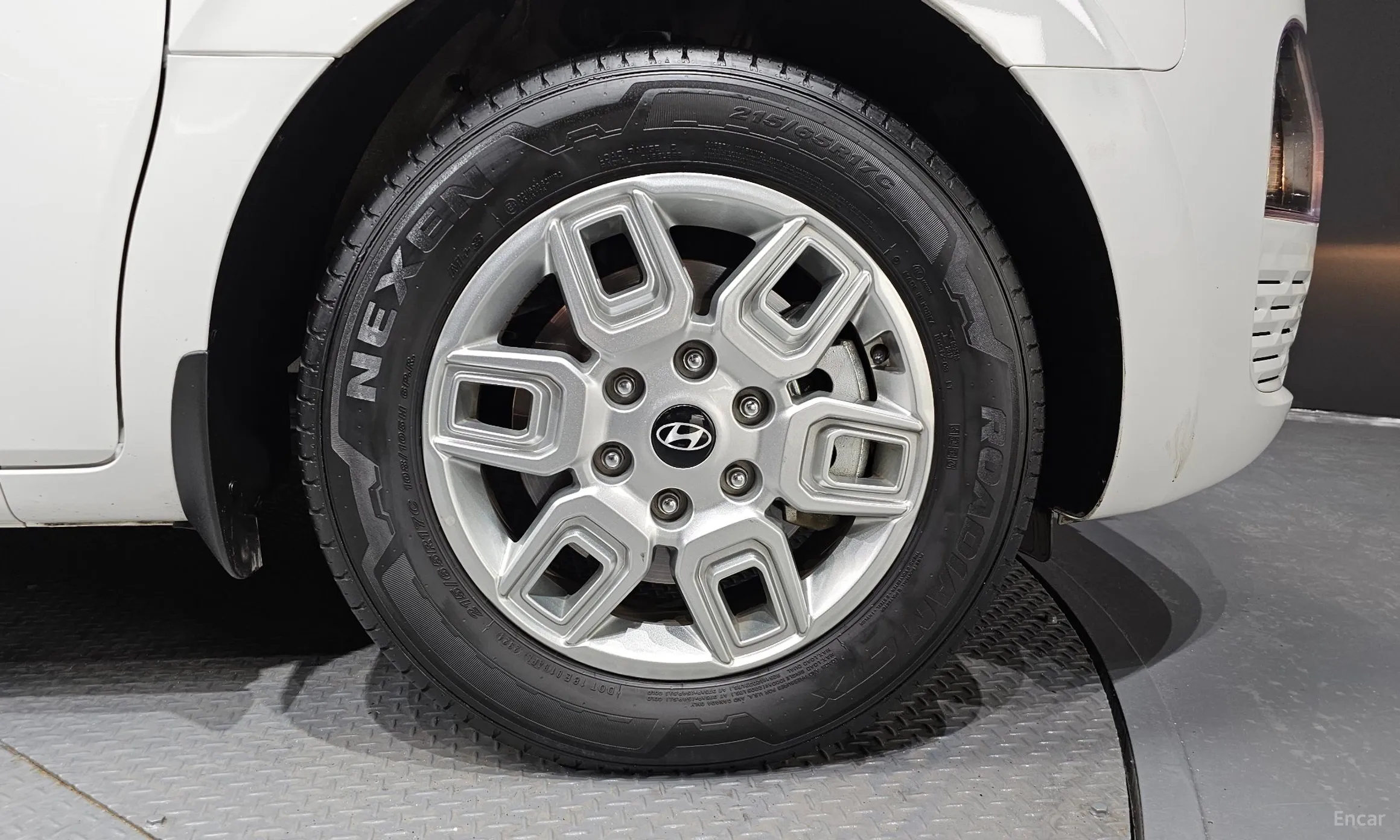 Hyundai Staria превью 5