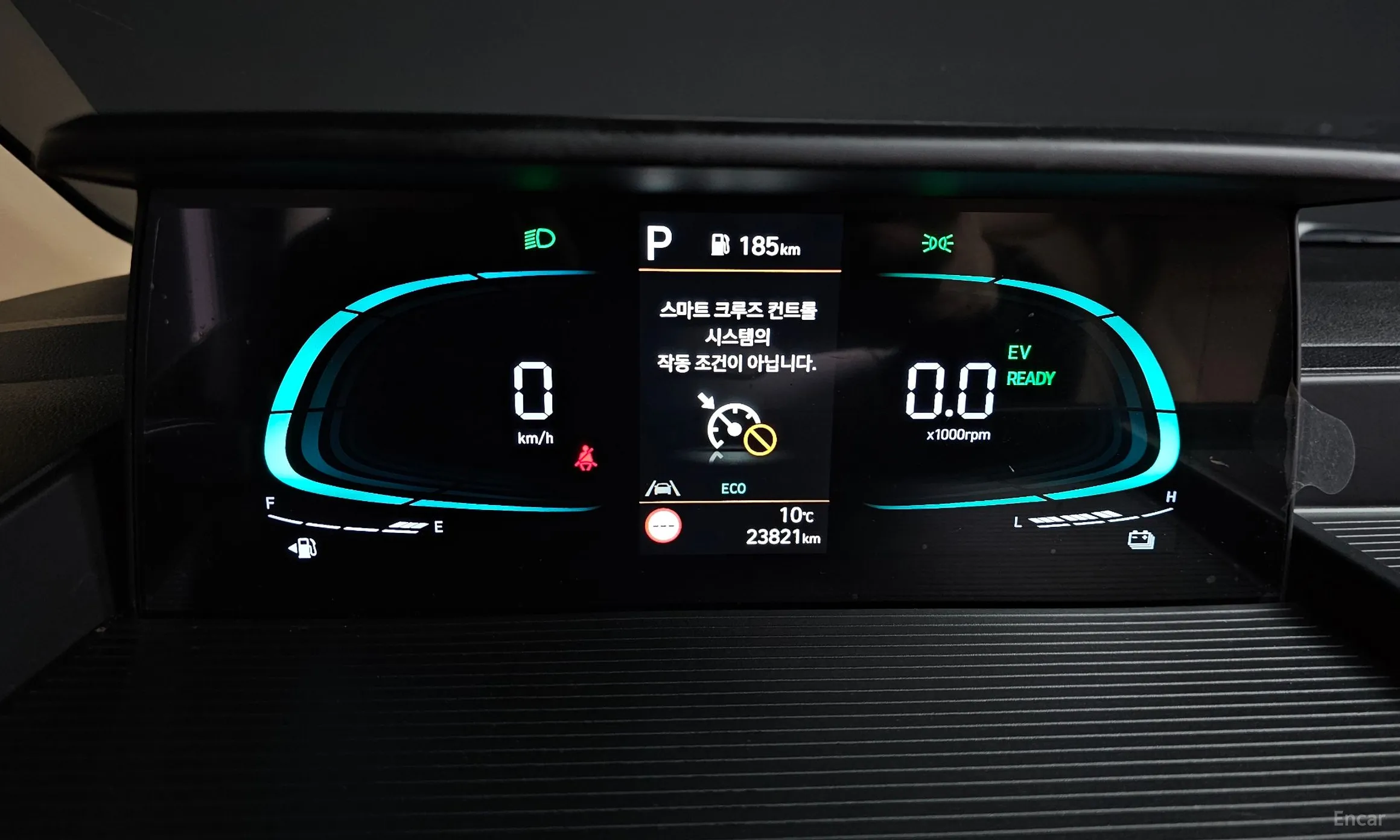 Hyundai Staria превью 8