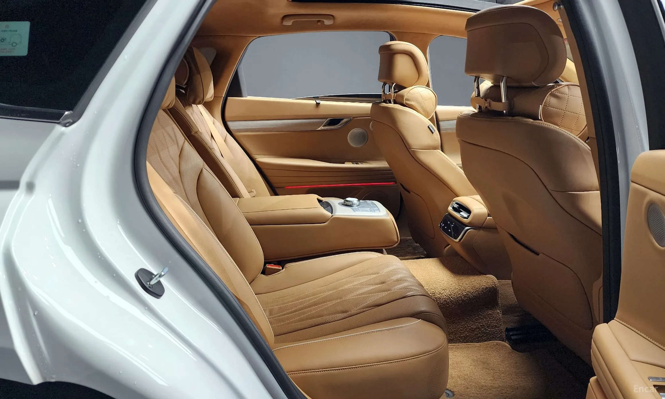 Genesis G80 (RG3) превью 12