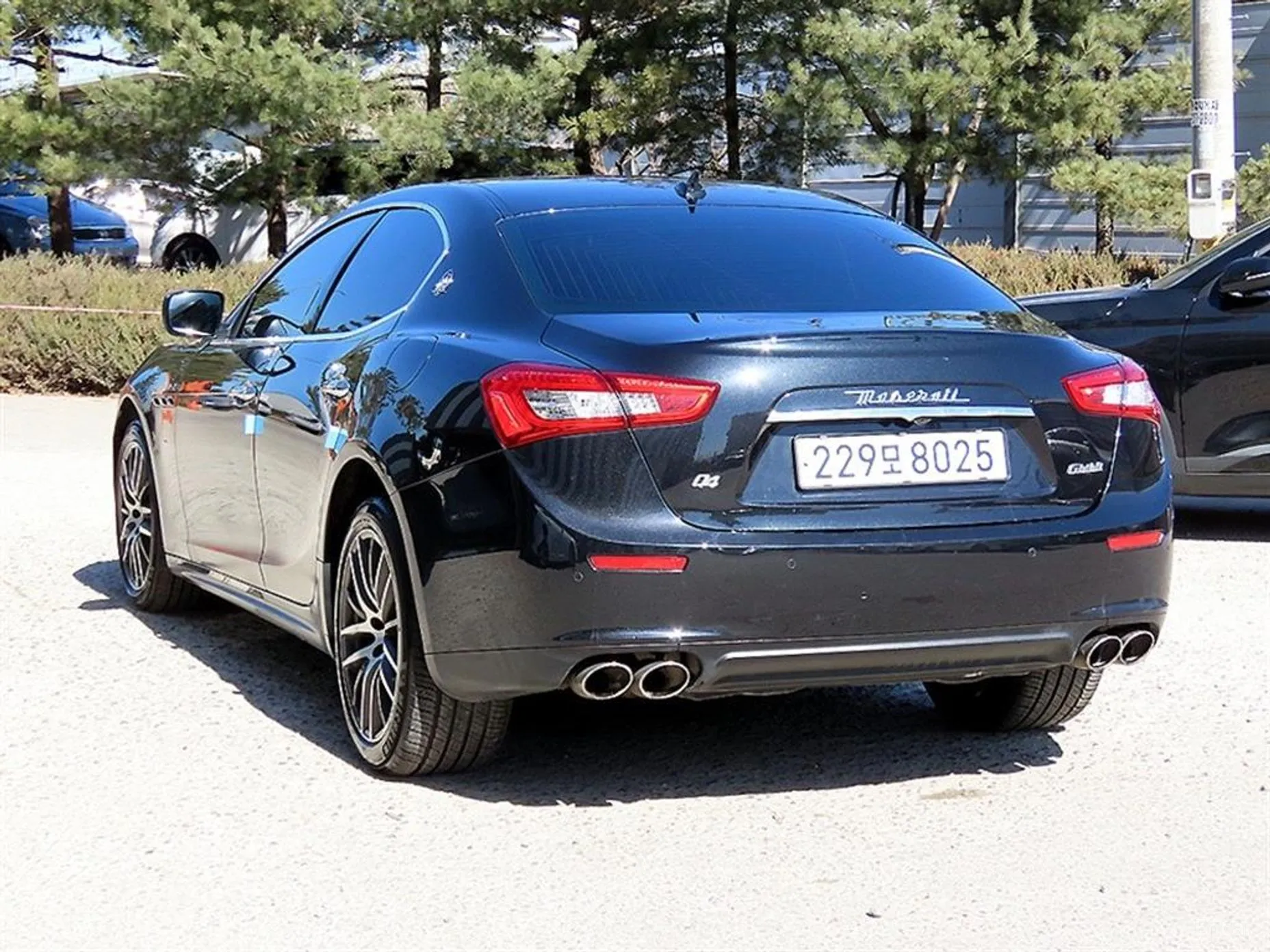 Maserati Ghibli превью 3