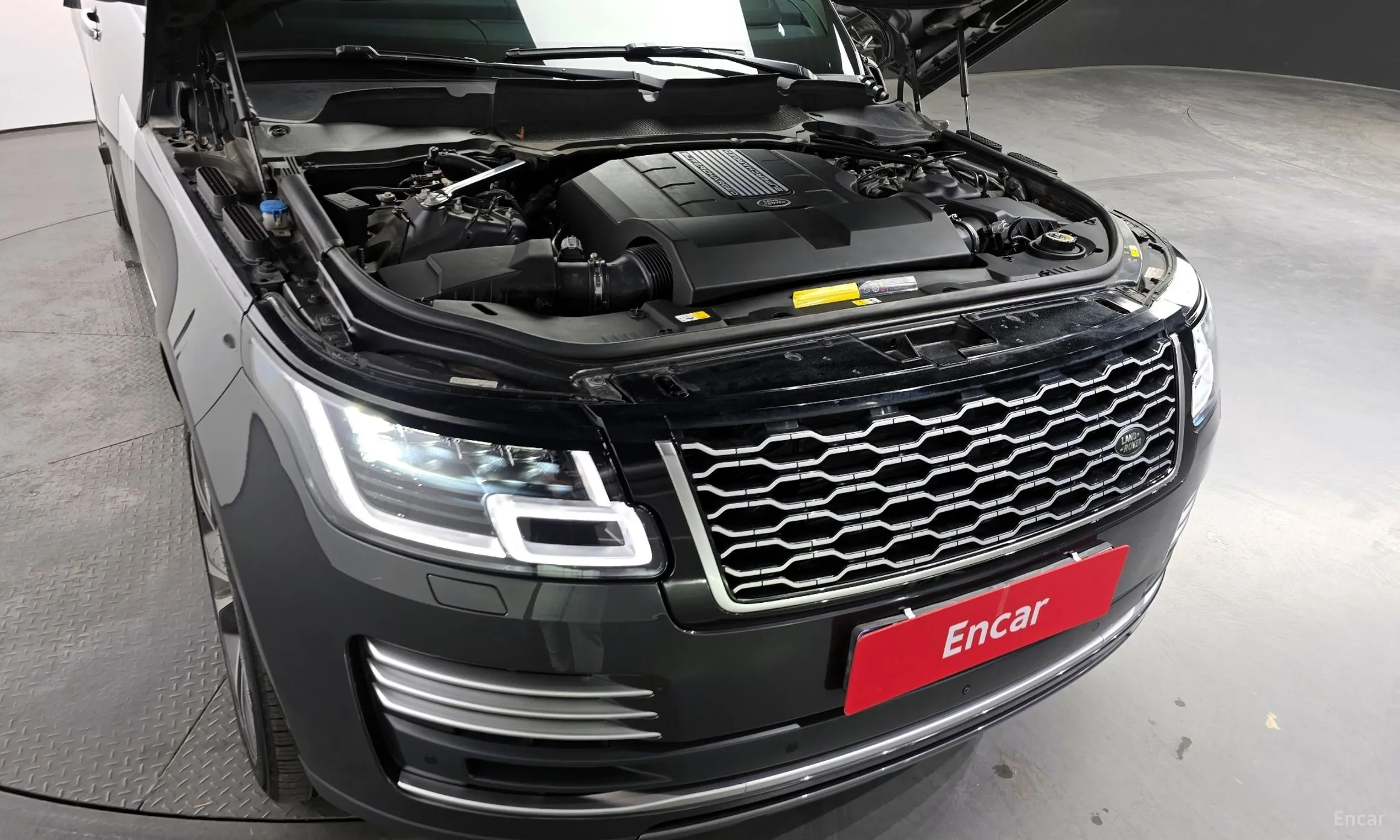 Land Rover Range Rover 4th Generation превью 6