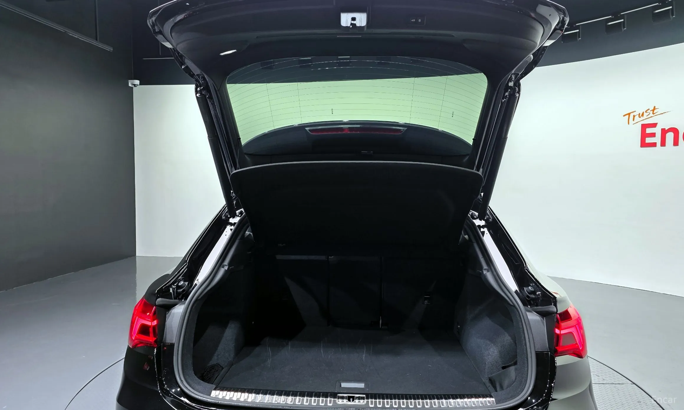 Audi Q3 (F3) превью 20