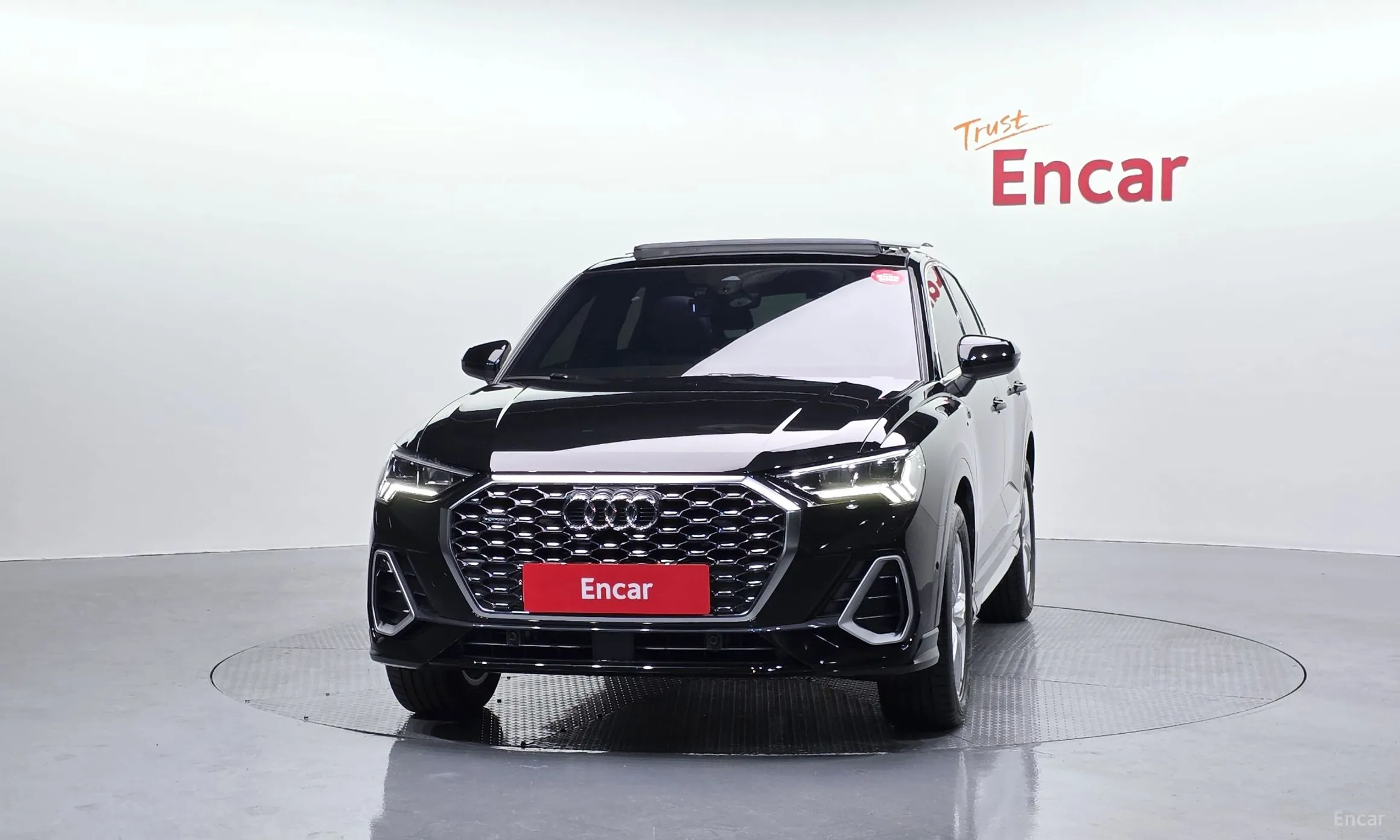 Audi Q3 (F3) превью 3