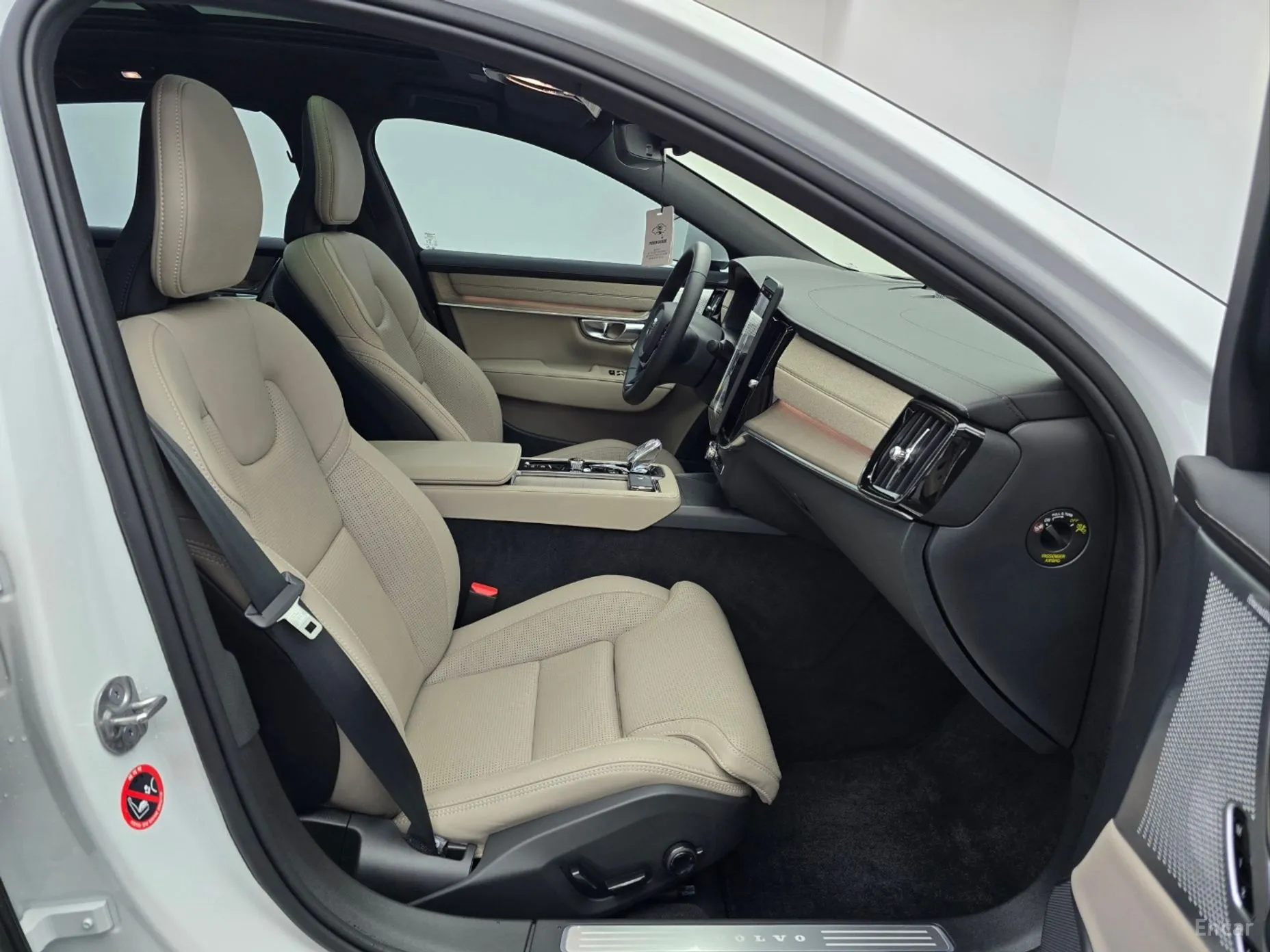 Volvo S90 превью 11