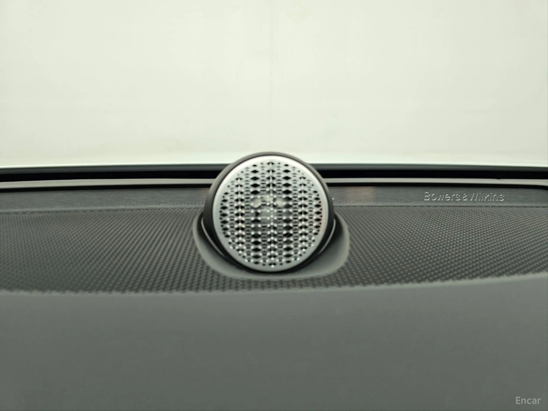 Volvo S90 превью 14