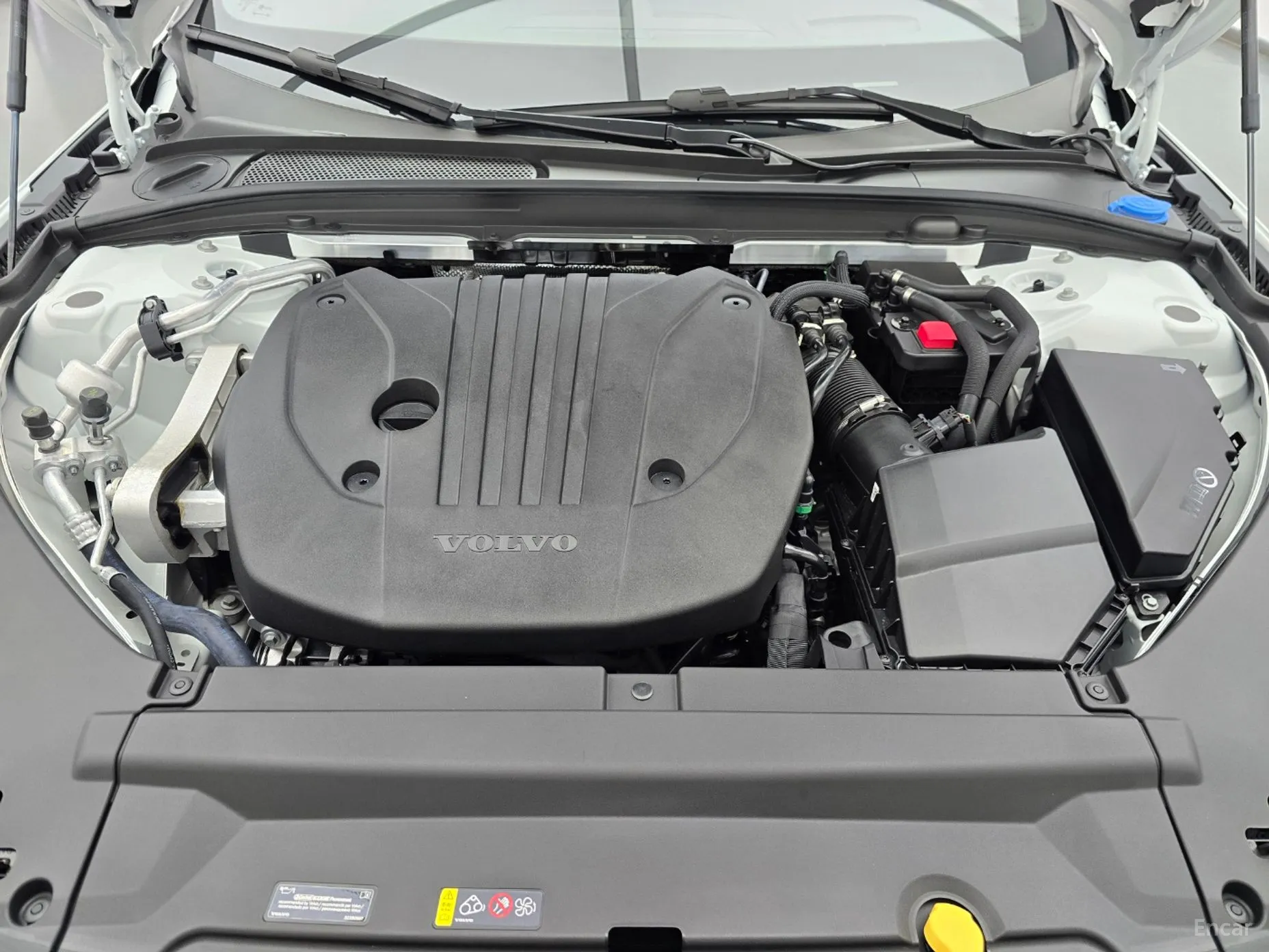 Volvo S90 превью 6