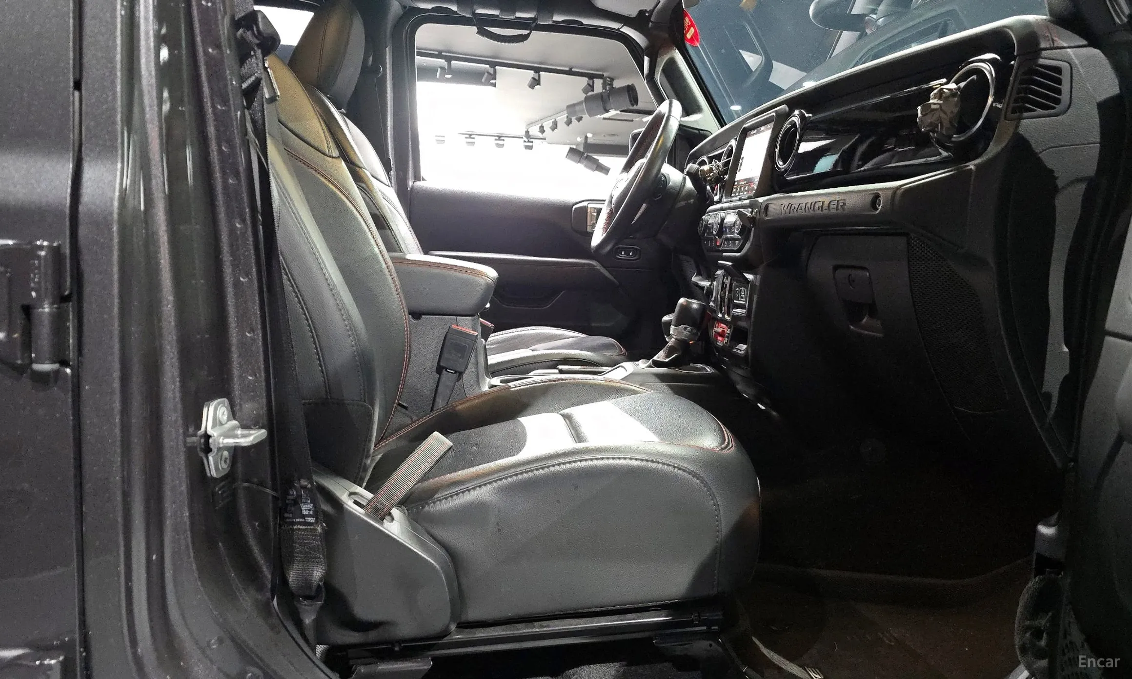 Jeep Wrangler (JL) превью 11