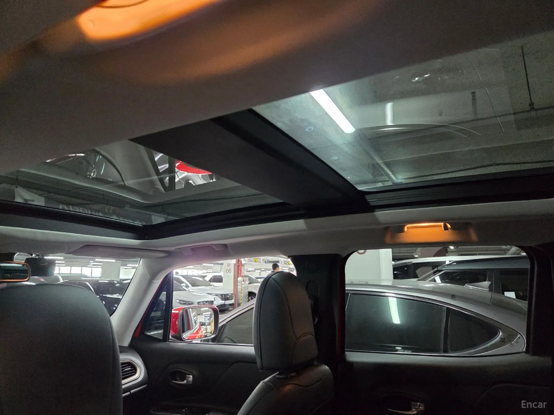 Jeep Renegade превью 17