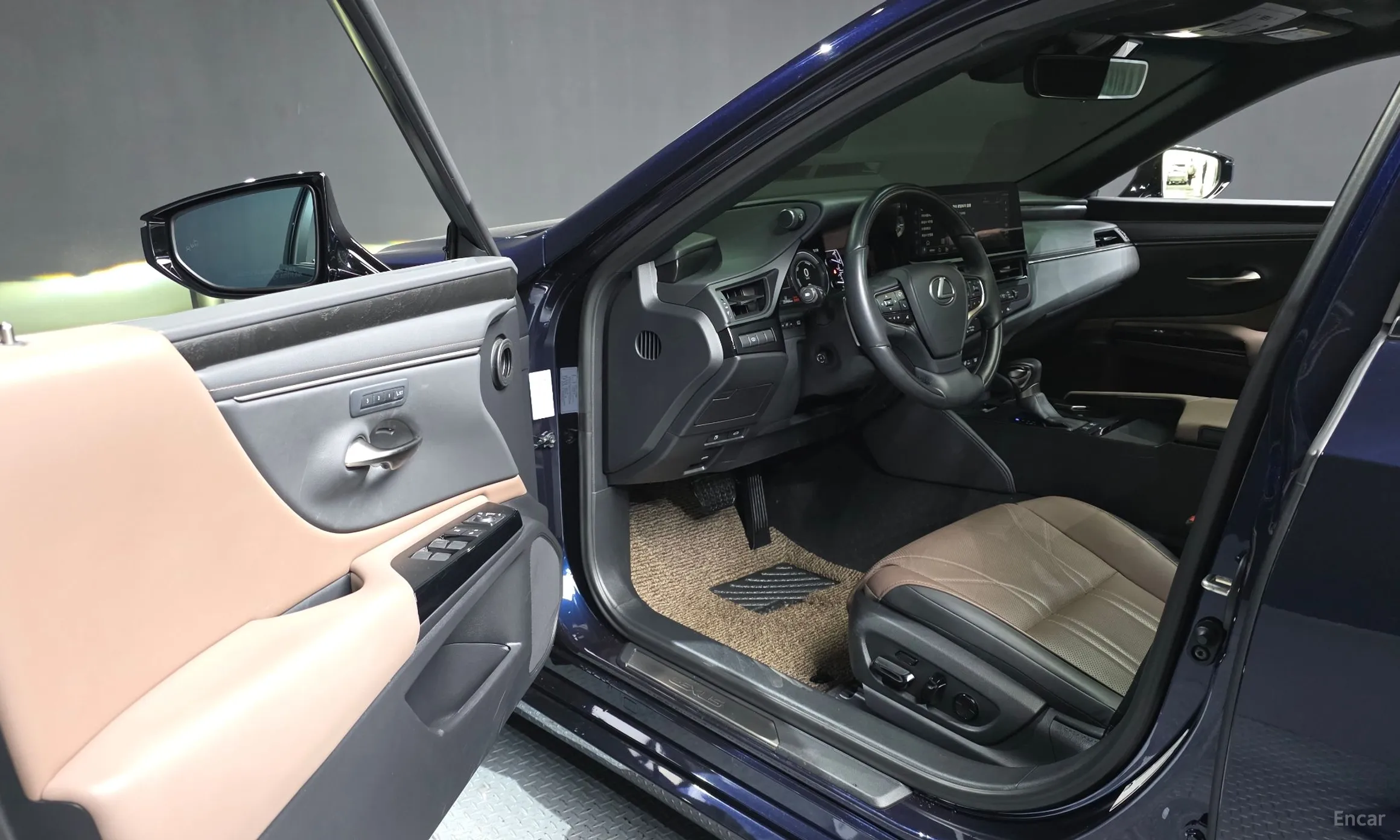 Lexus ES300h 7th Generation превью 10