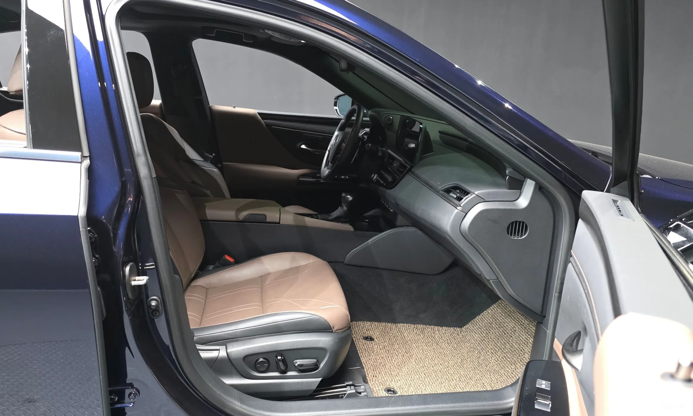 Lexus ES300h 7th Generation превью 11