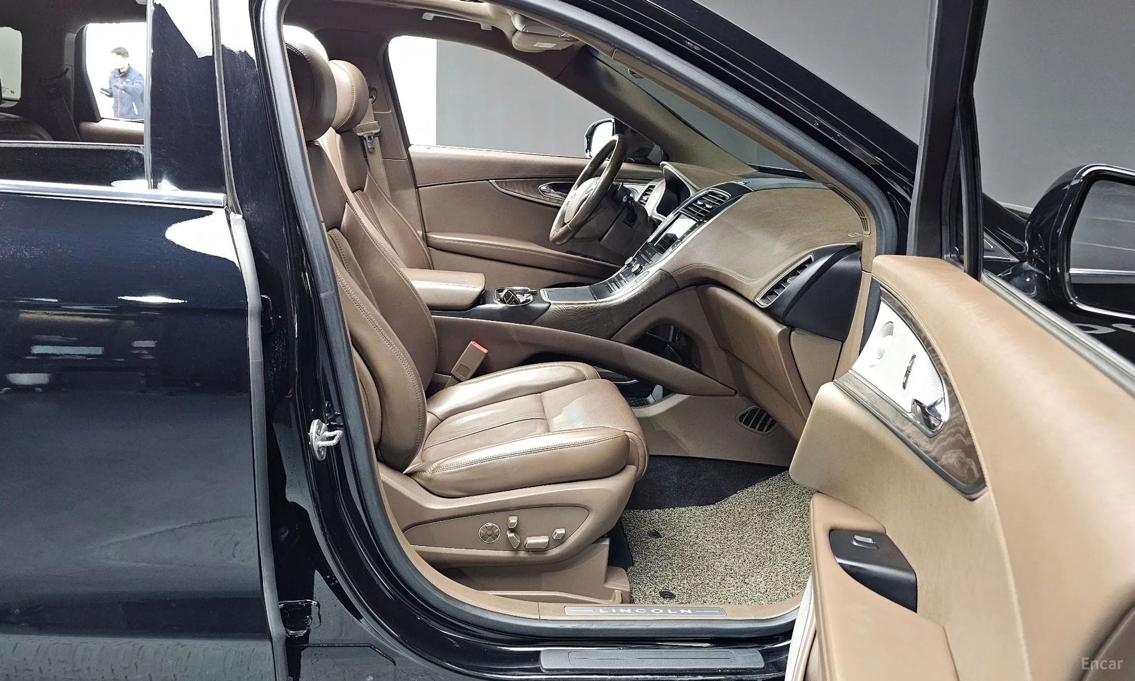 Lincoln MKX 2nd Generation превью 11