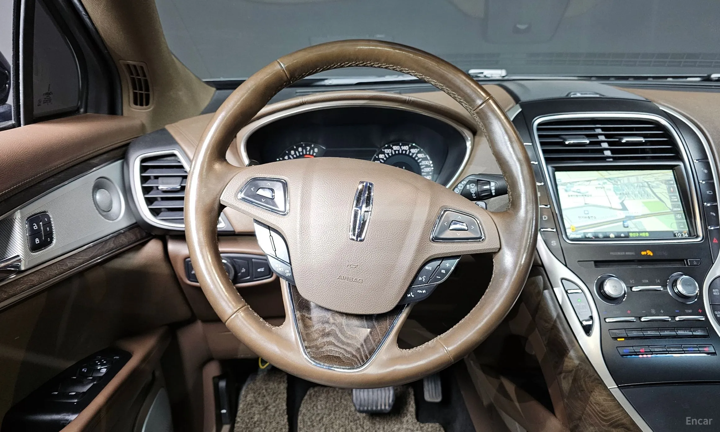Lincoln MKX 2nd Generation превью 13