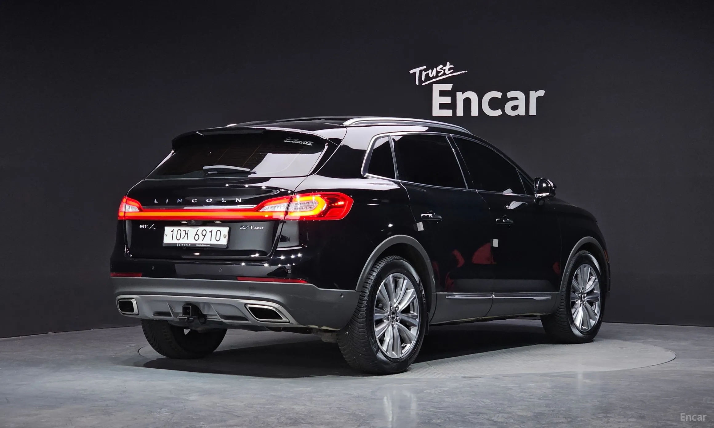 Lincoln MKX 2nd Generation превью 2