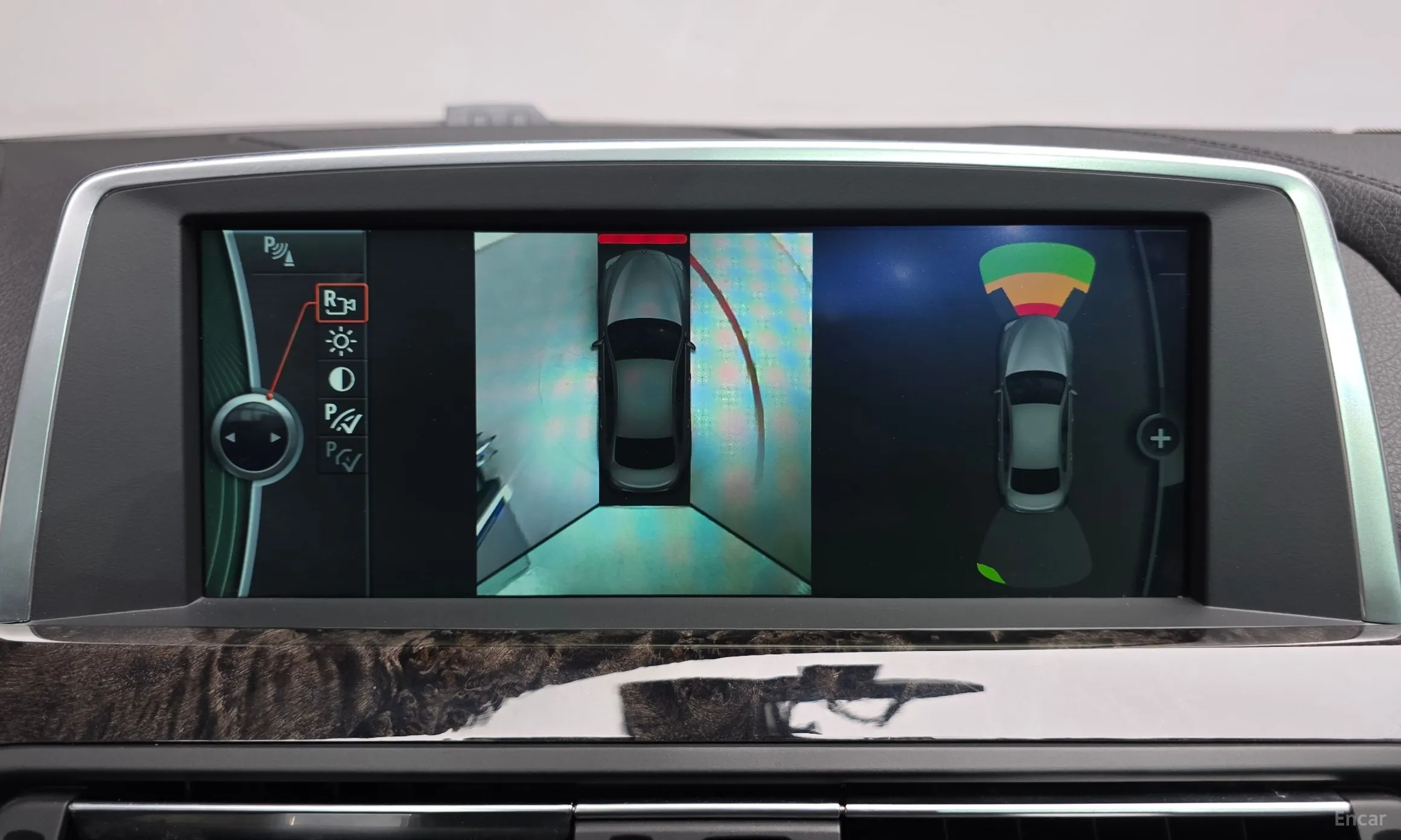 BMW 6 Series (F12) превью 14