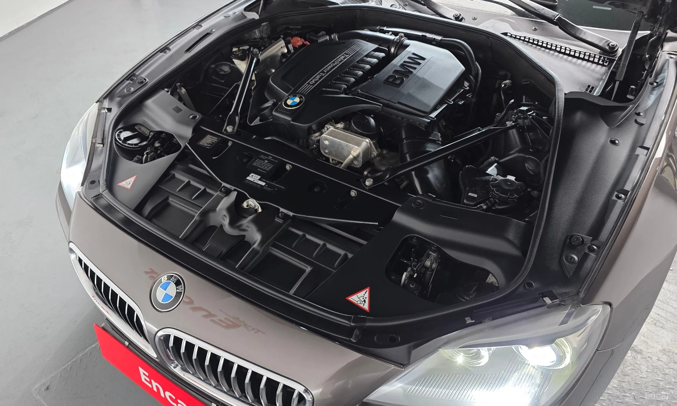 BMW 6 Series (F12) превью 6