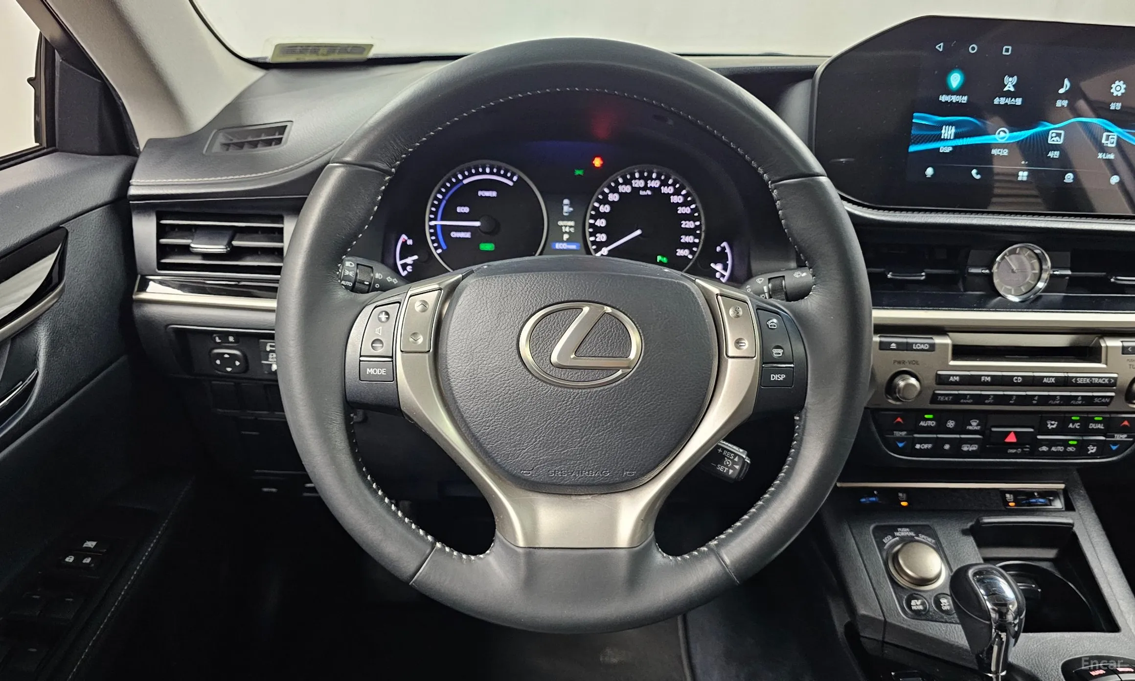 Lexus New ES300h превью 13