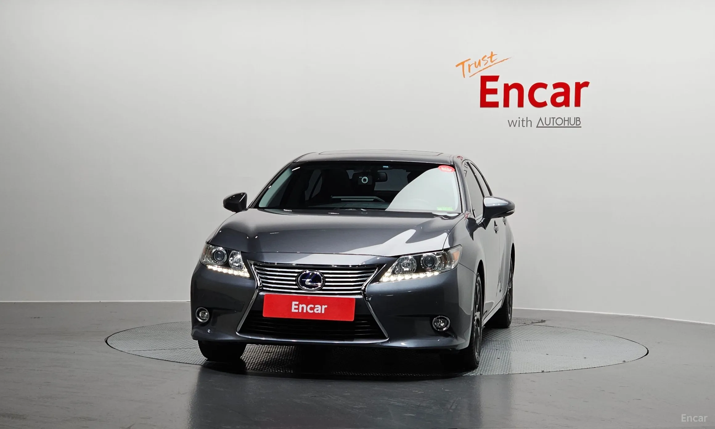 Lexus New ES300h превью 3