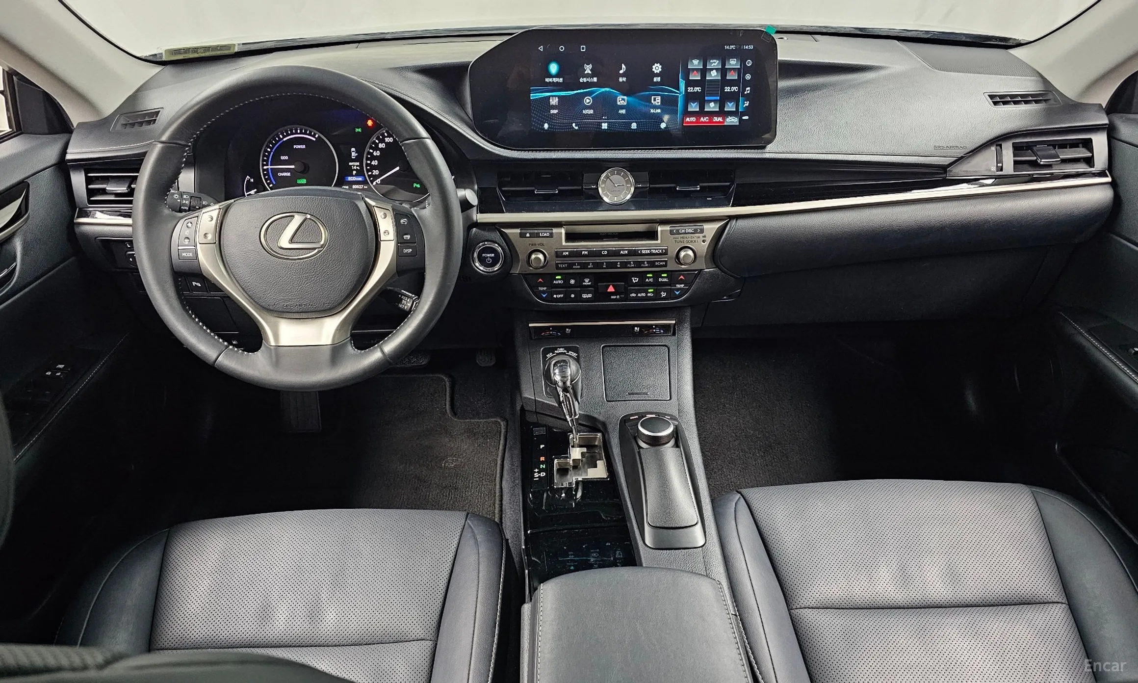 Lexus New ES300h превью 7