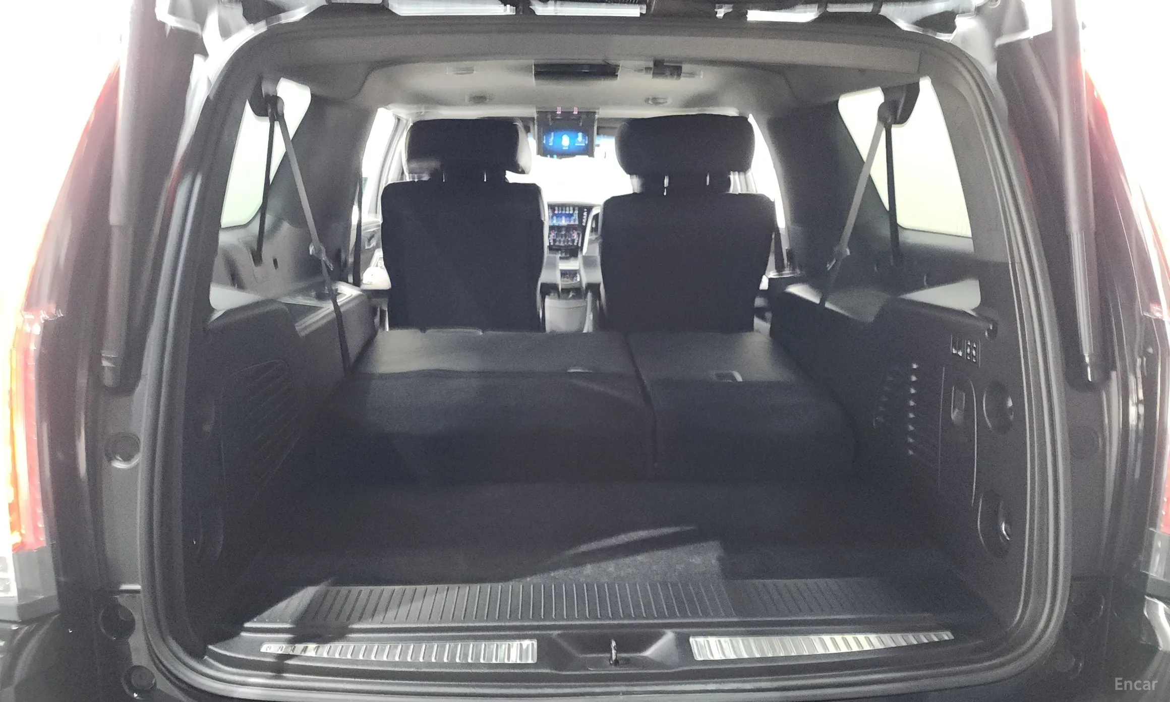Cadillac Escalade превью 20
