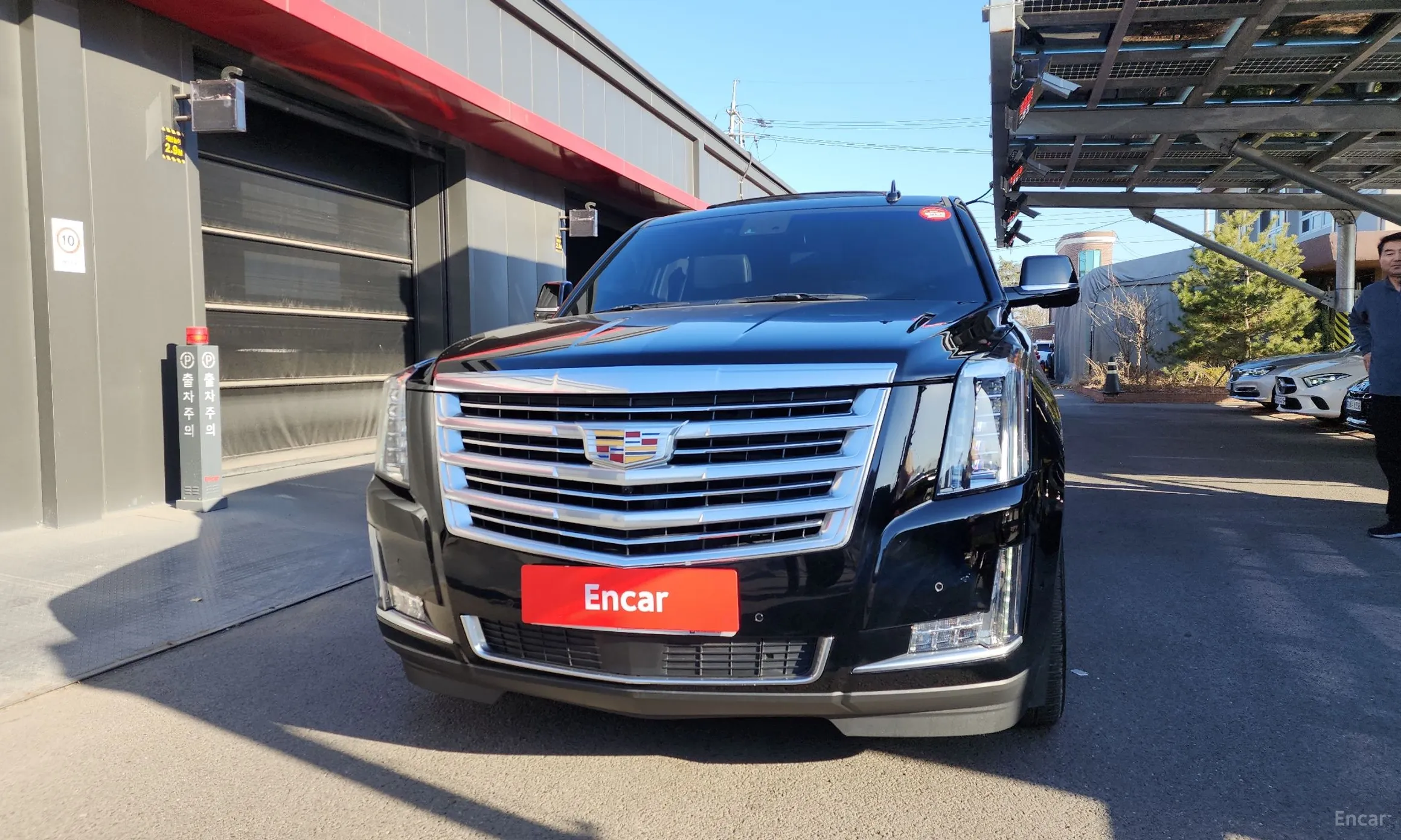 Cadillac Escalade превью 3