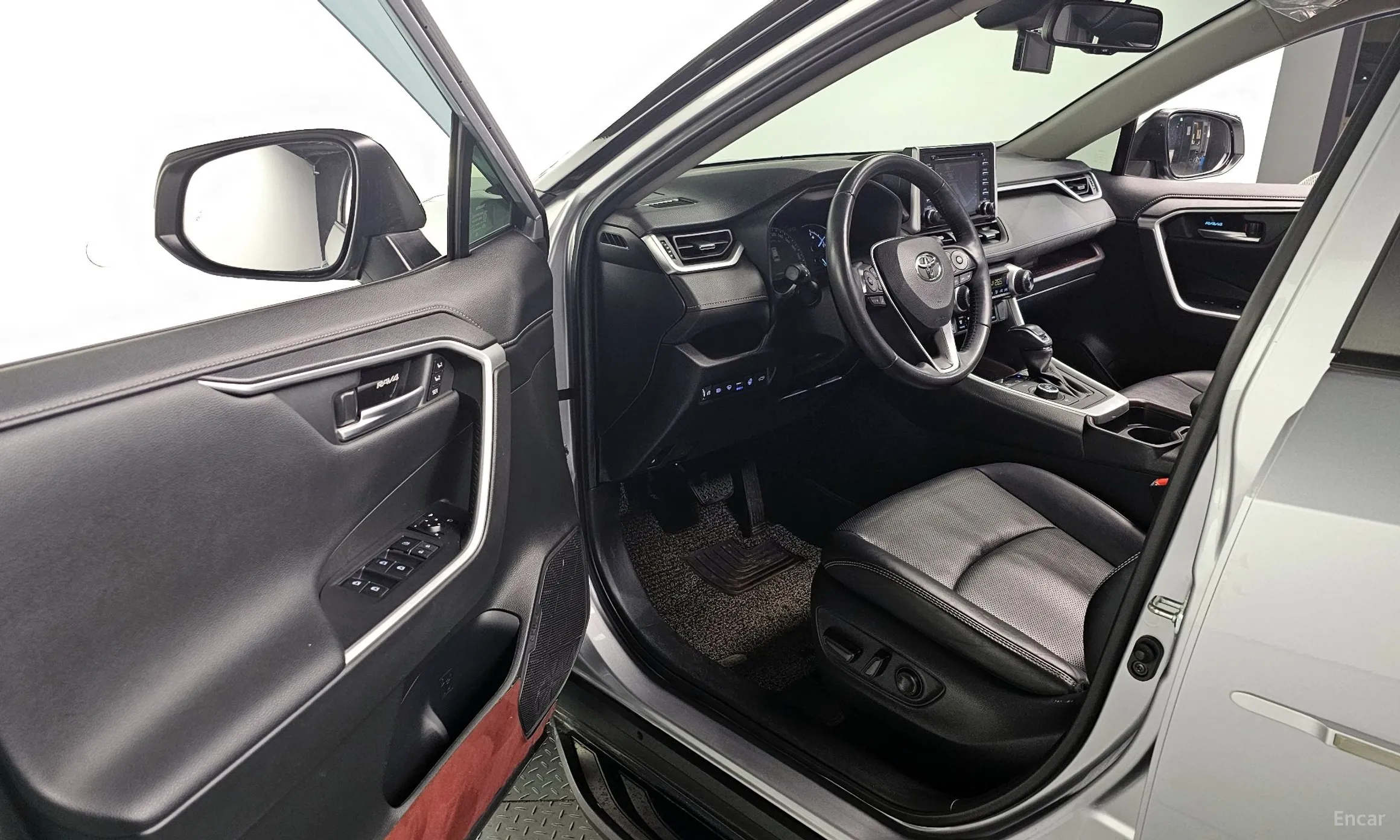Toyota RAV4 5th Generation превью 10