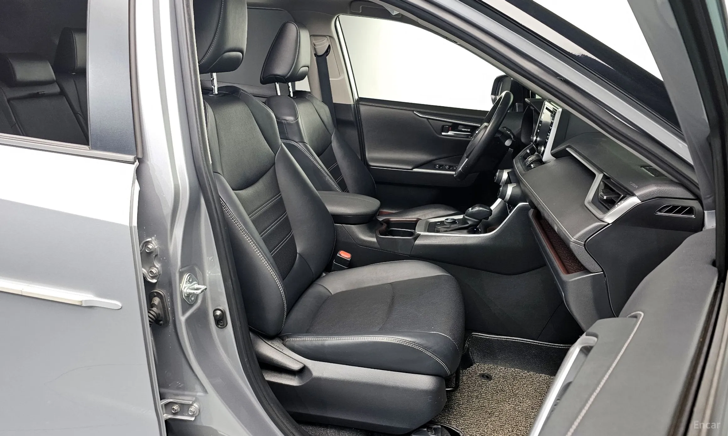 Toyota RAV4 5th Generation превью 11