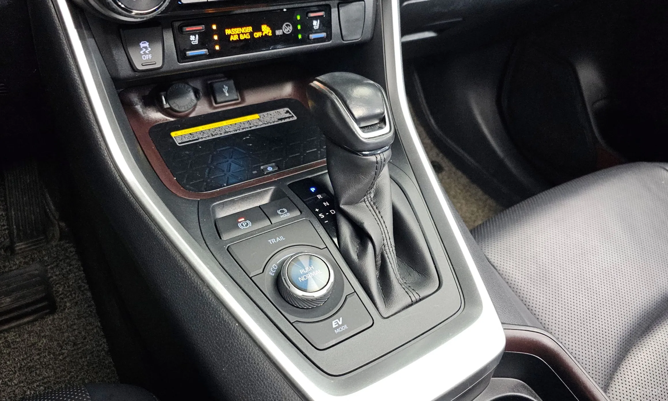 Toyota RAV4 5th Generation превью 9